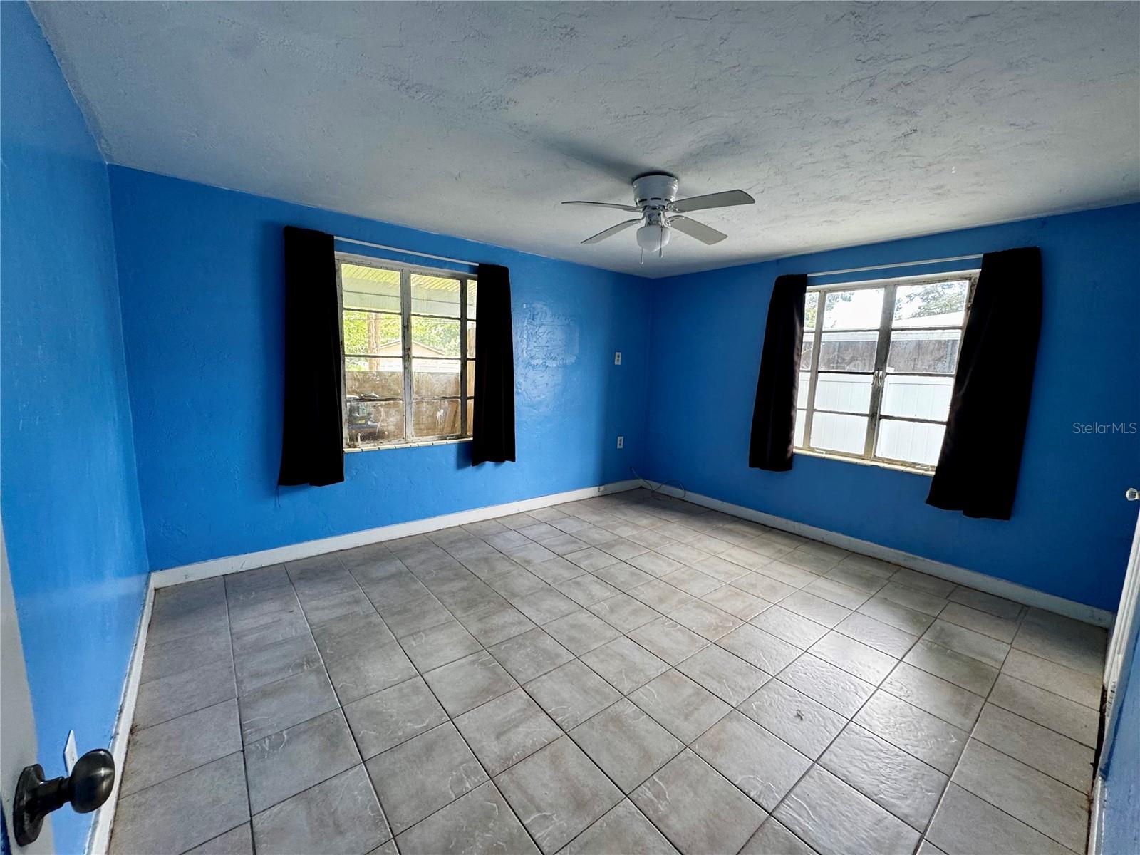 Image 17 of 33 For 3740 56th Avenue N