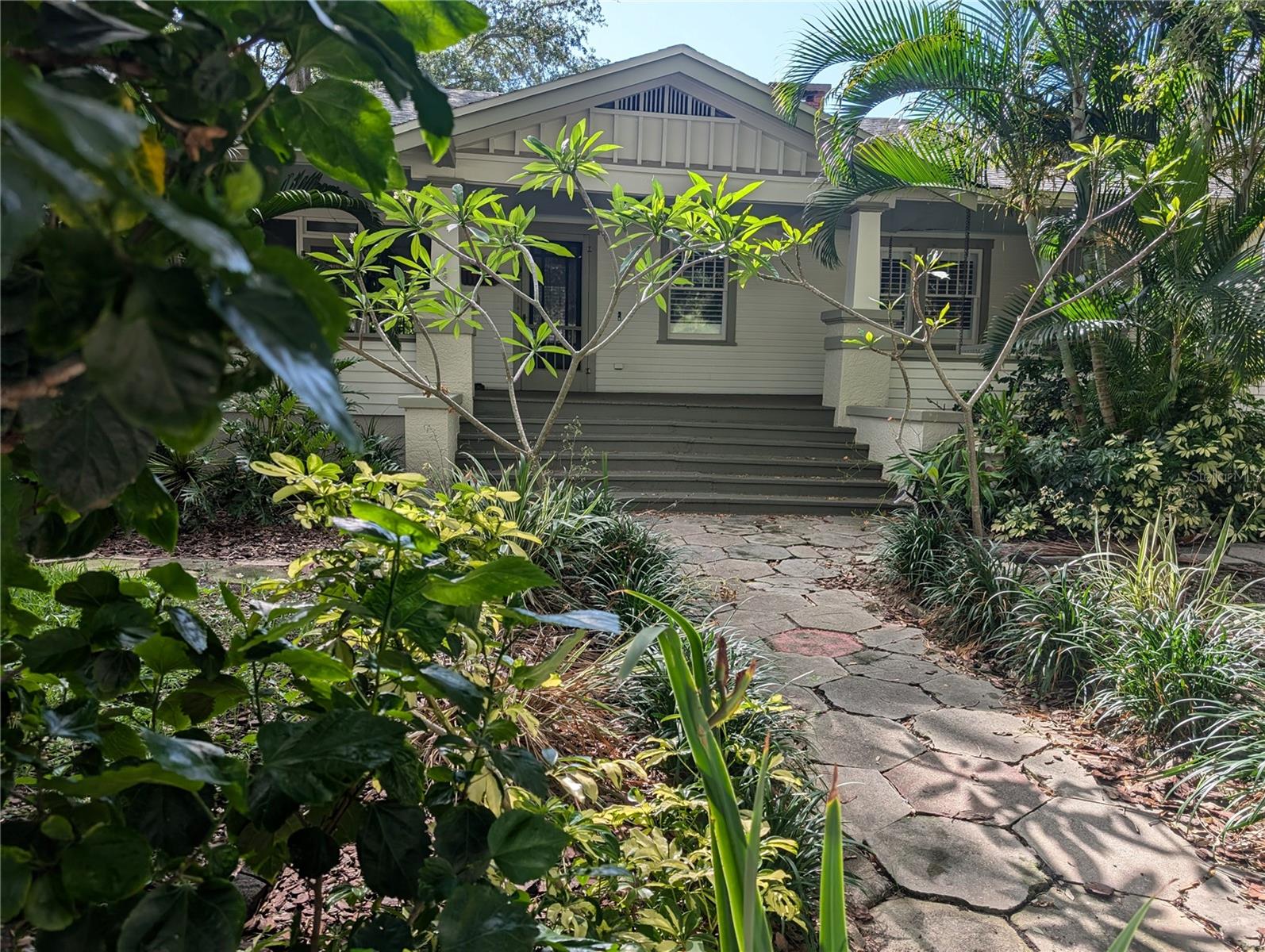 Details for 316 39th Avenue S, ST PETERSBURG, FL 33705