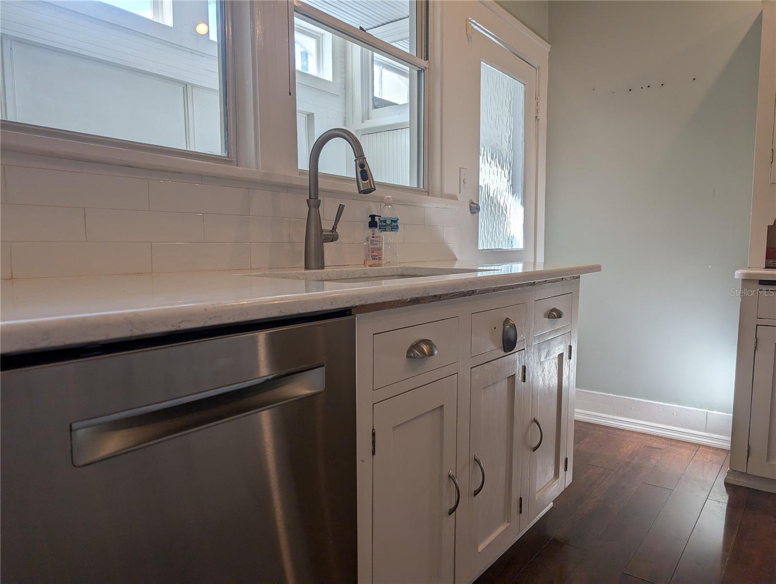 Image 10 of 29 For 316 39th Avenue S