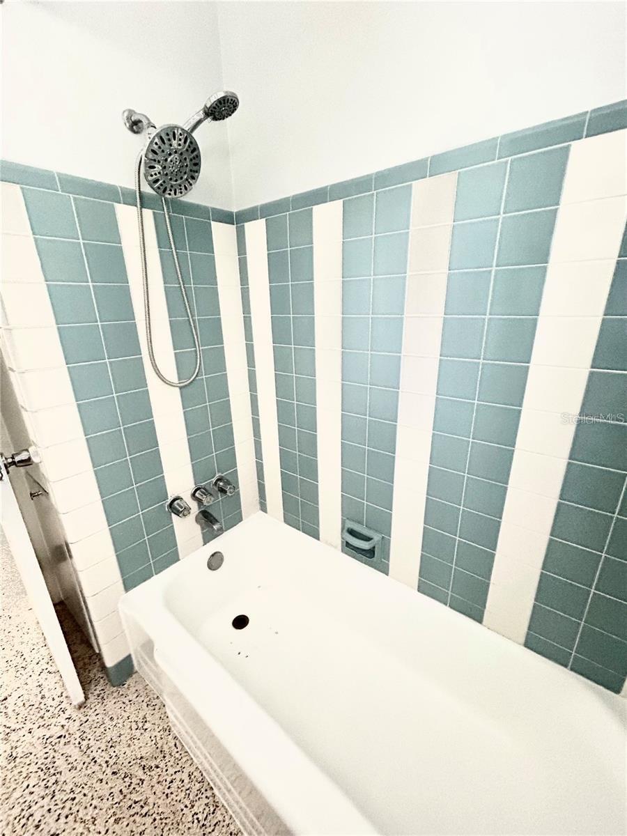 Image 8 of 17 For 1806 57th Street S