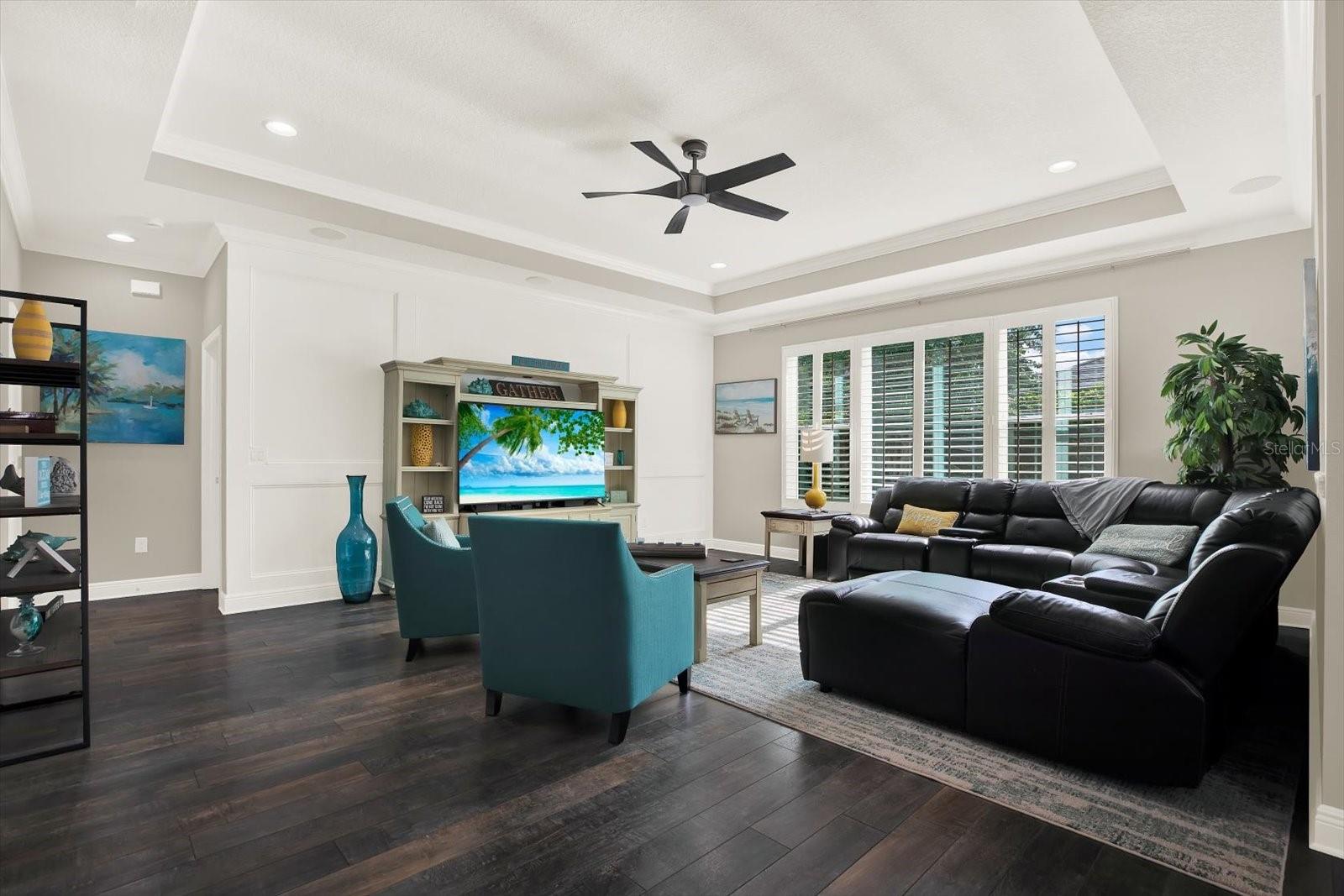 Image 15 of 53 For 7017 Artesian Court