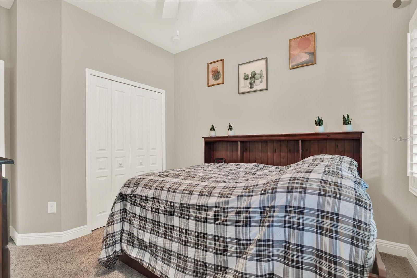 Image 24 of 53 For 7017 Artesian Court