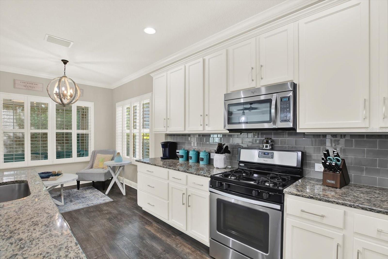 Image 7 of 53 For 7017 Artesian Court