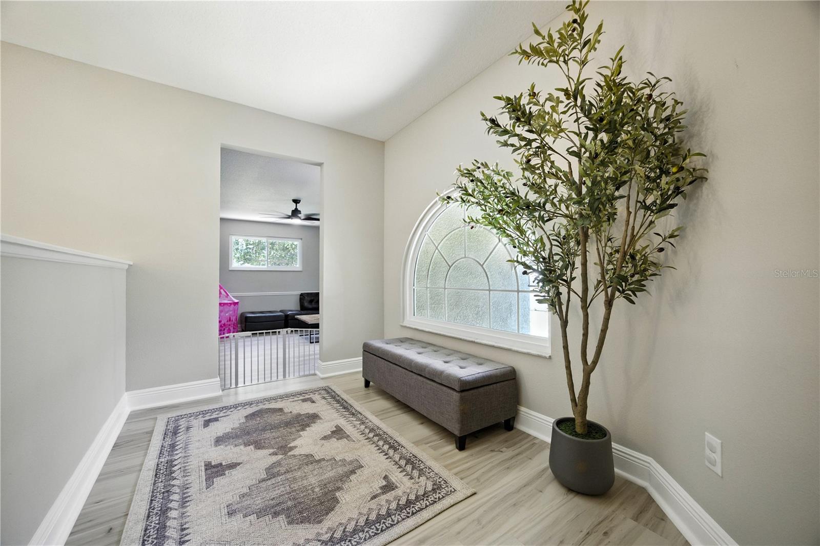 Listing photo id 39 for 15717 Berea Dr