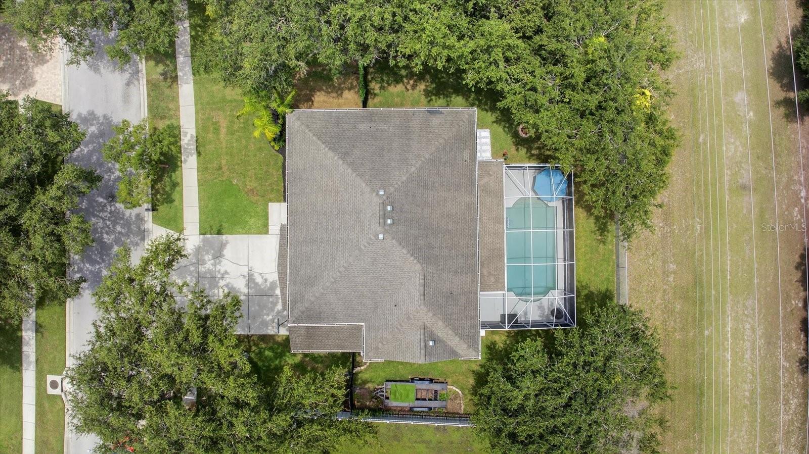 Listing photo id 49 for 15717 Berea Dr