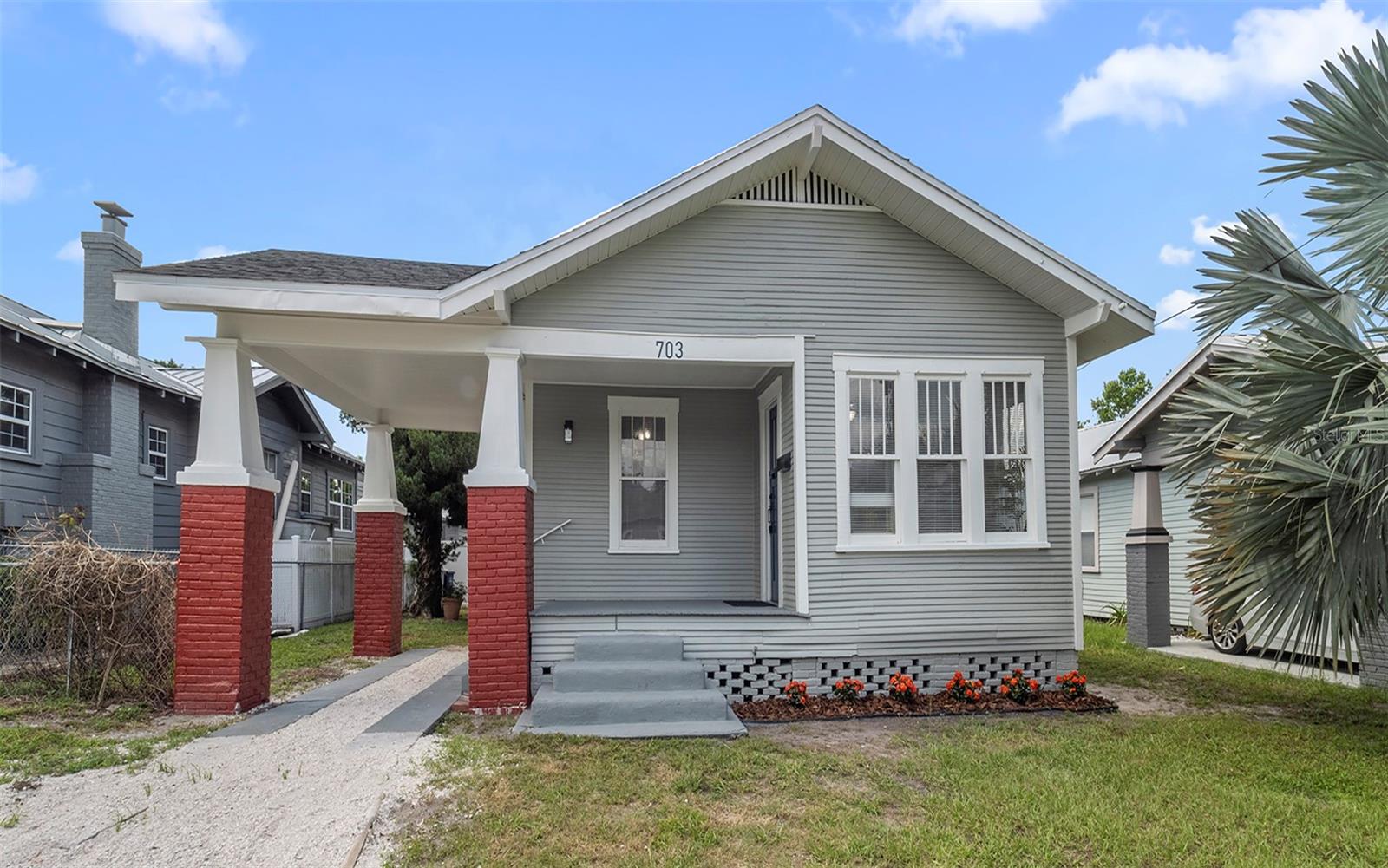 Image 2 of 25 For 703 Flora Street
