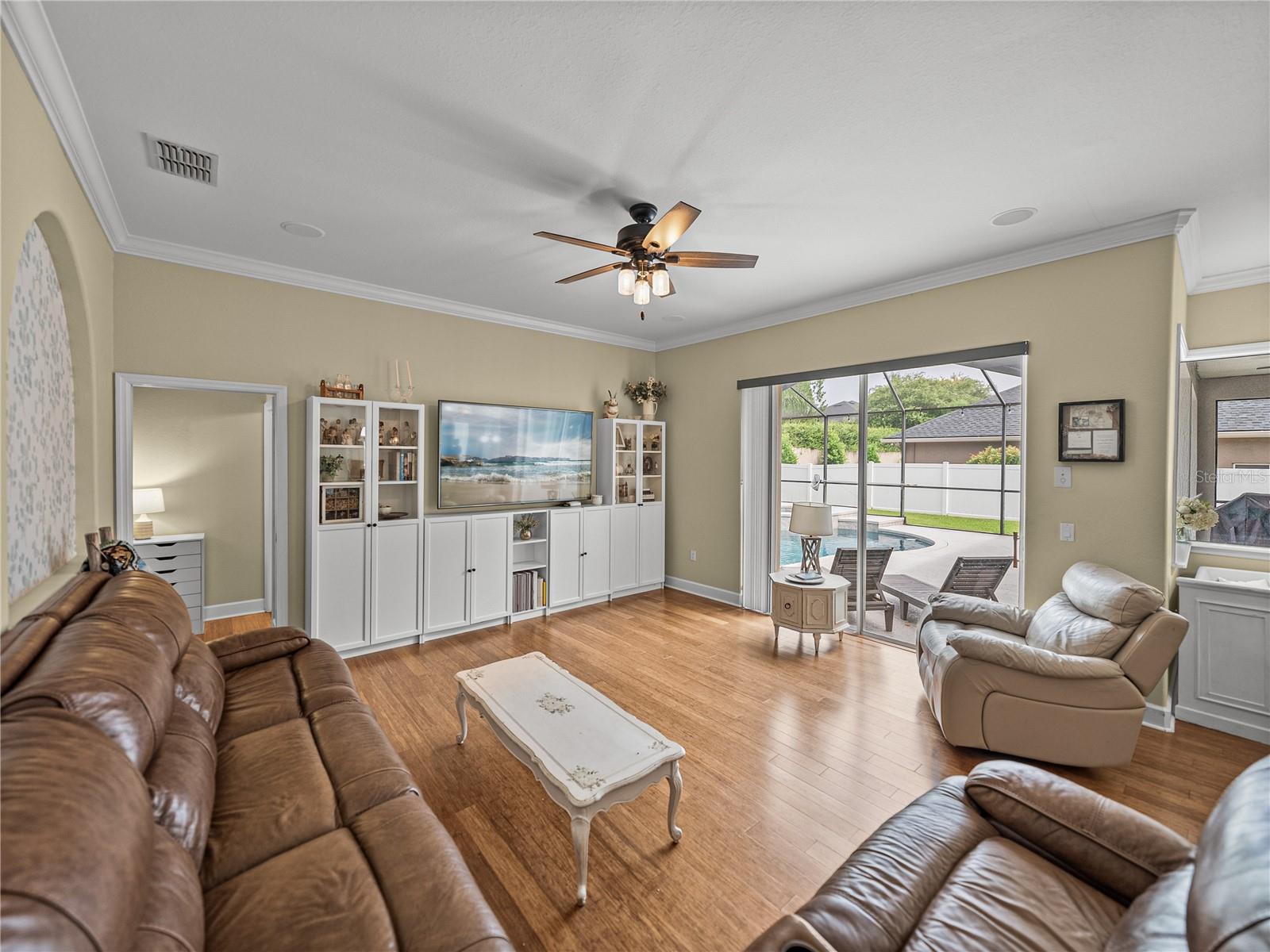 Image 29 of 92 For 5713 Vintage View Avenue