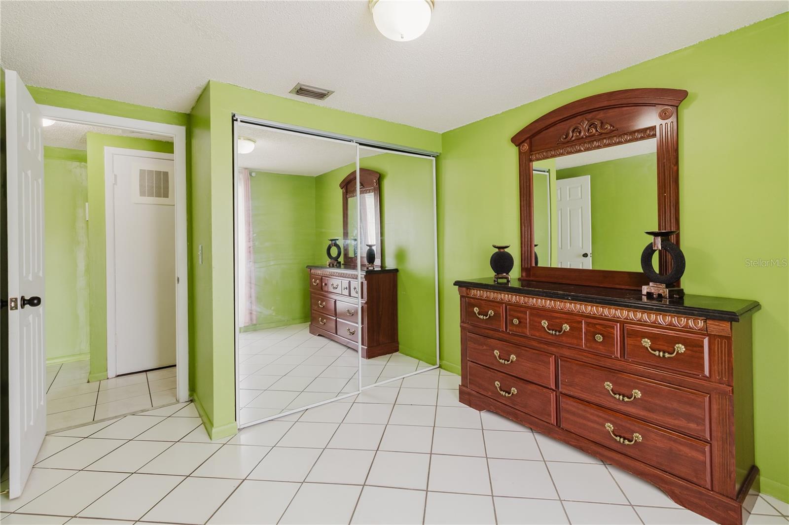 Image 27 of 88 For 8589 Briar Grove Circle