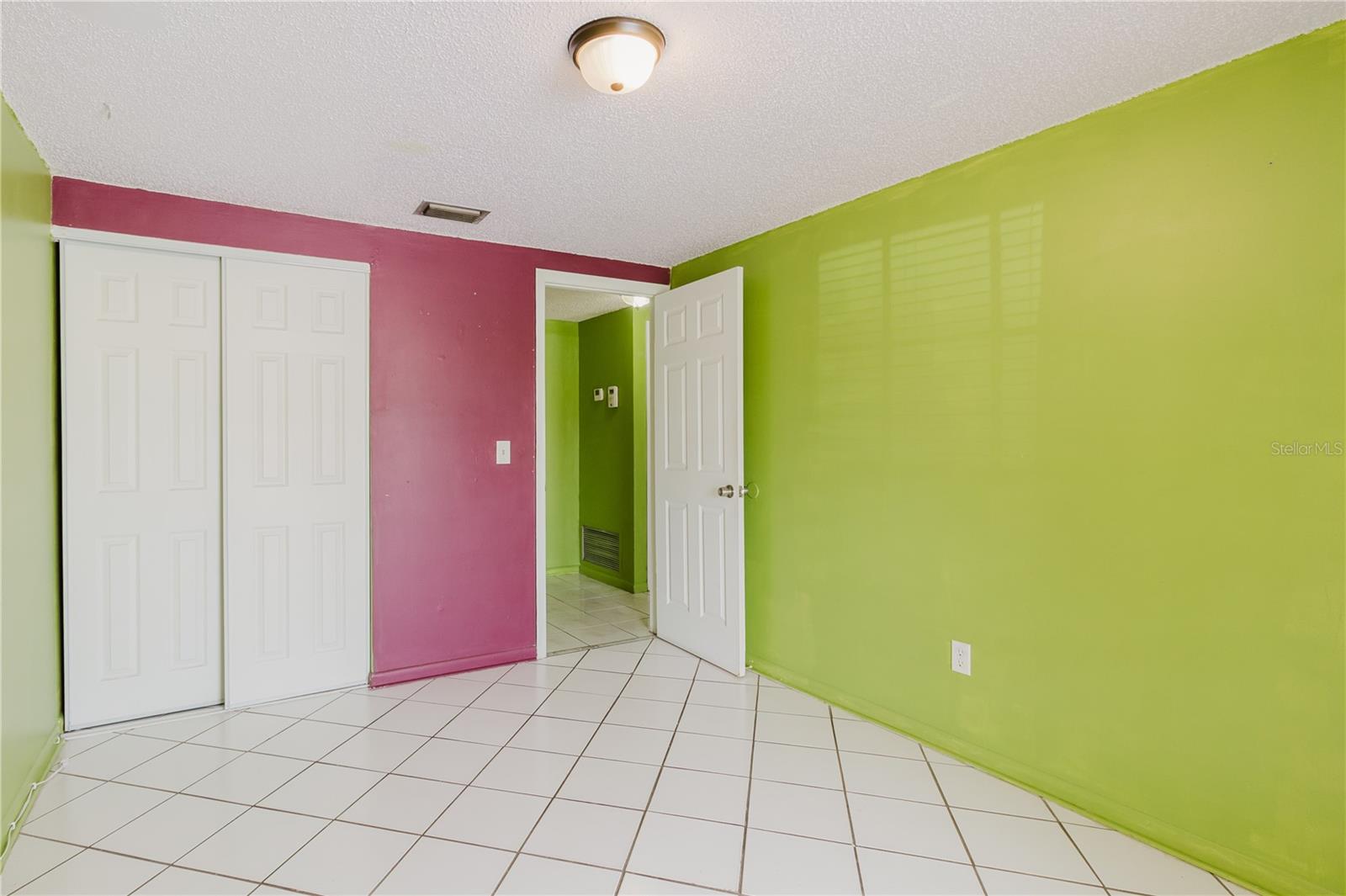 Image 31 of 88 For 8589 Briar Grove Circle