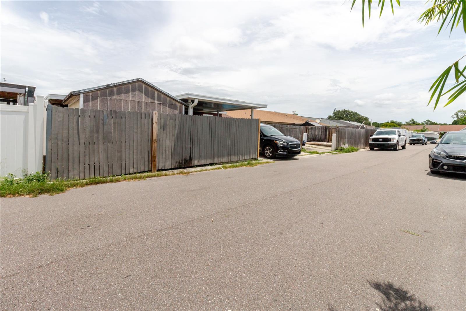 Image 60 of 88 For 8589 Briar Grove Circle