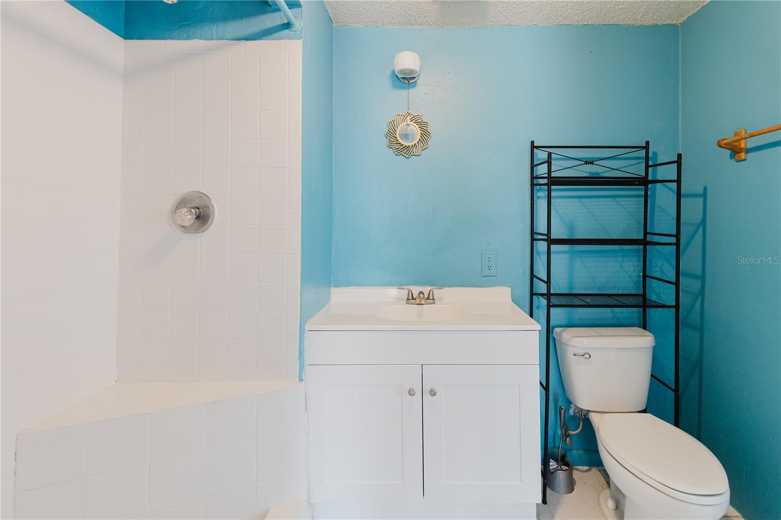 Image 65 of 88 For 8589 Briar Grove Circle