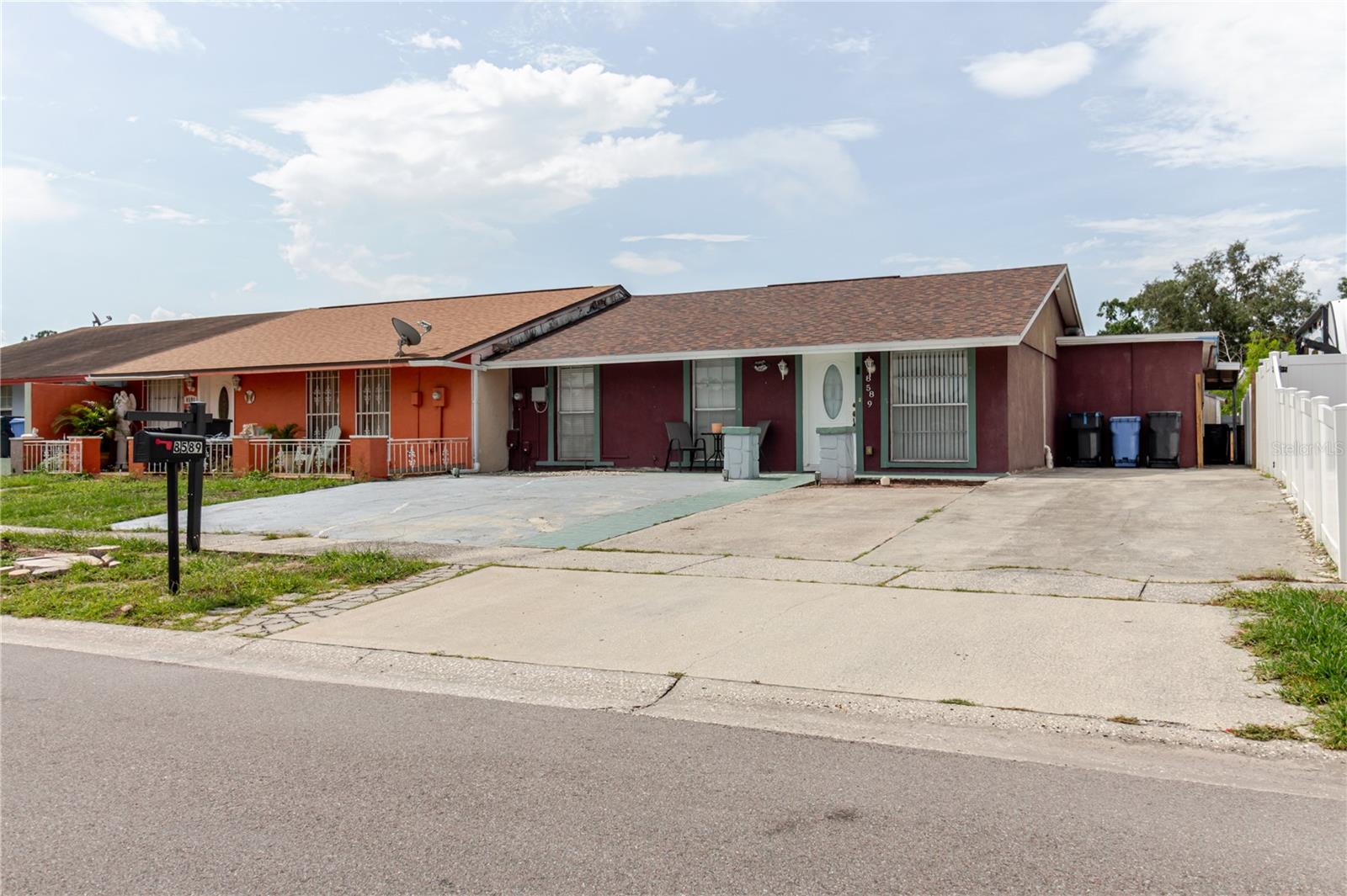 Image 7 of 88 For 8589 Briar Grove Circle