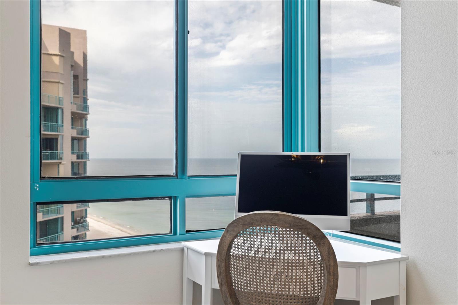 Image 36 of 79 For 1540 Gulf Boulevard 1704
