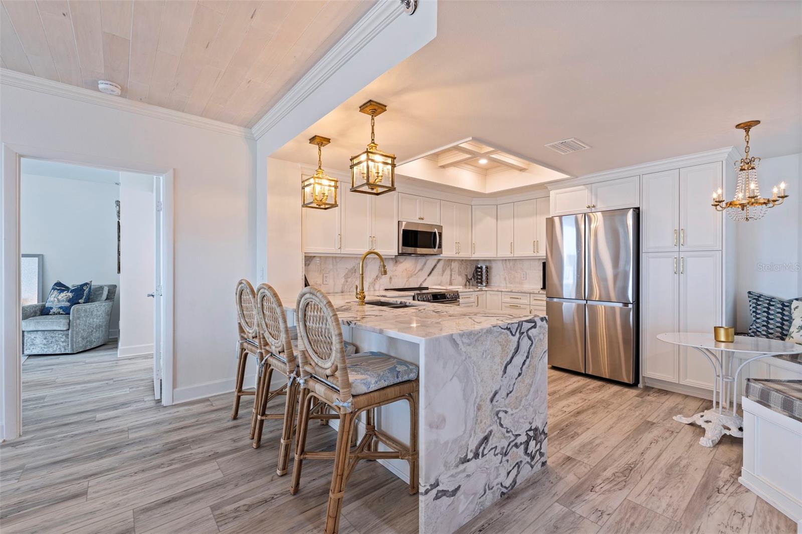 Image 4 of 79 For 1540 Gulf Boulevard 1704