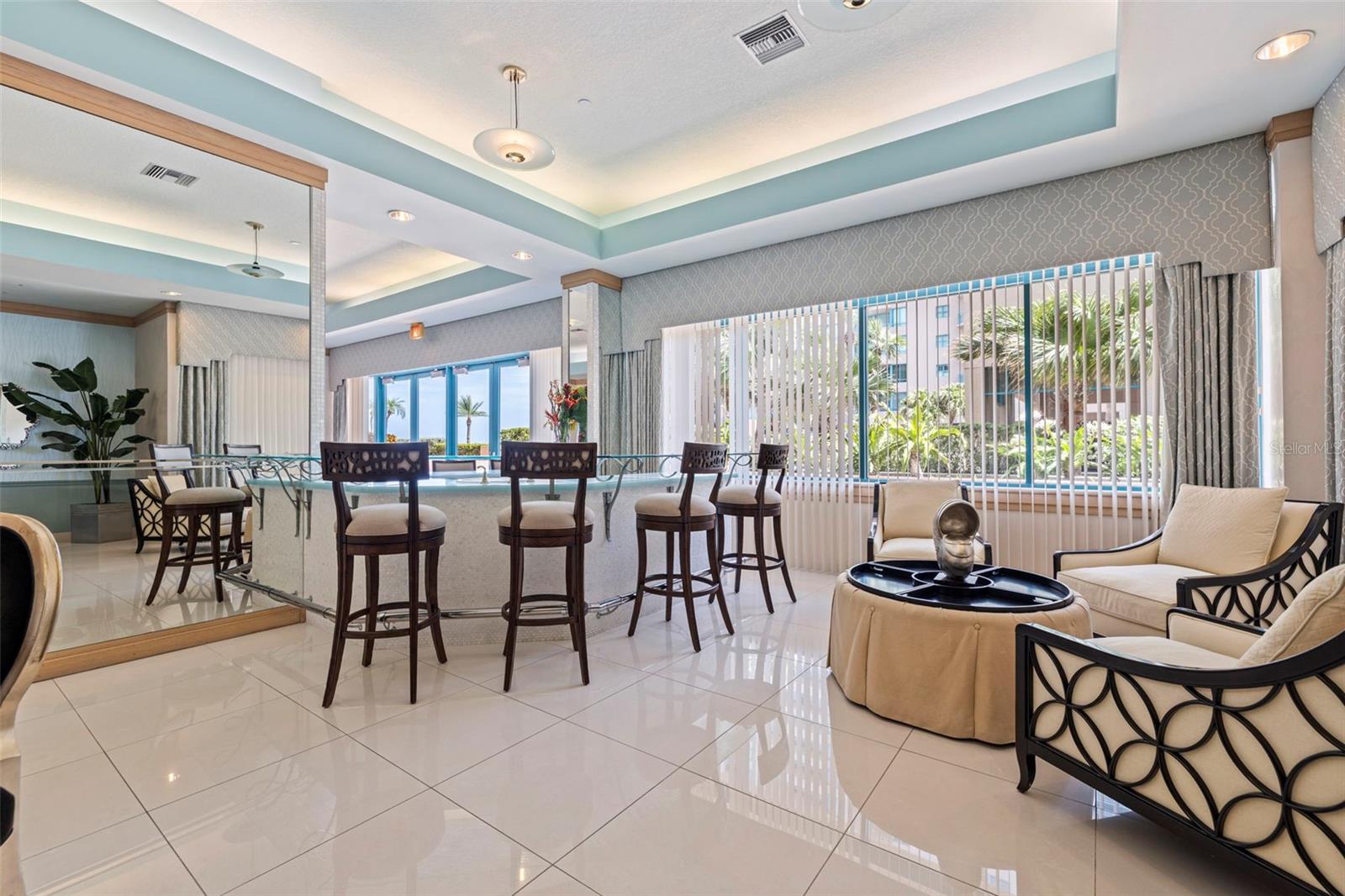 Image 46 of 79 For 1540 Gulf Boulevard 1704