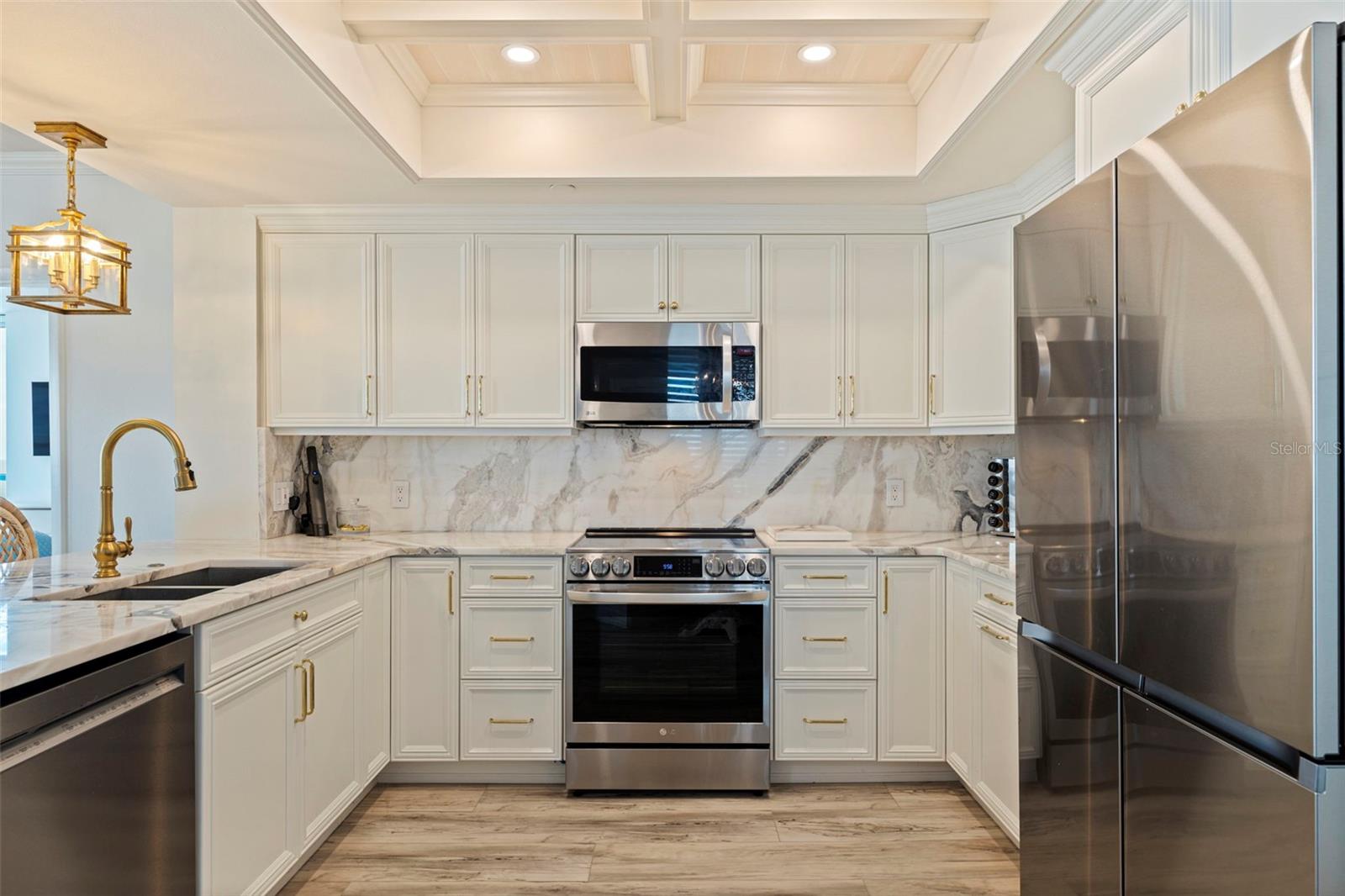 Image 7 of 79 For 1540 Gulf Boulevard 1704