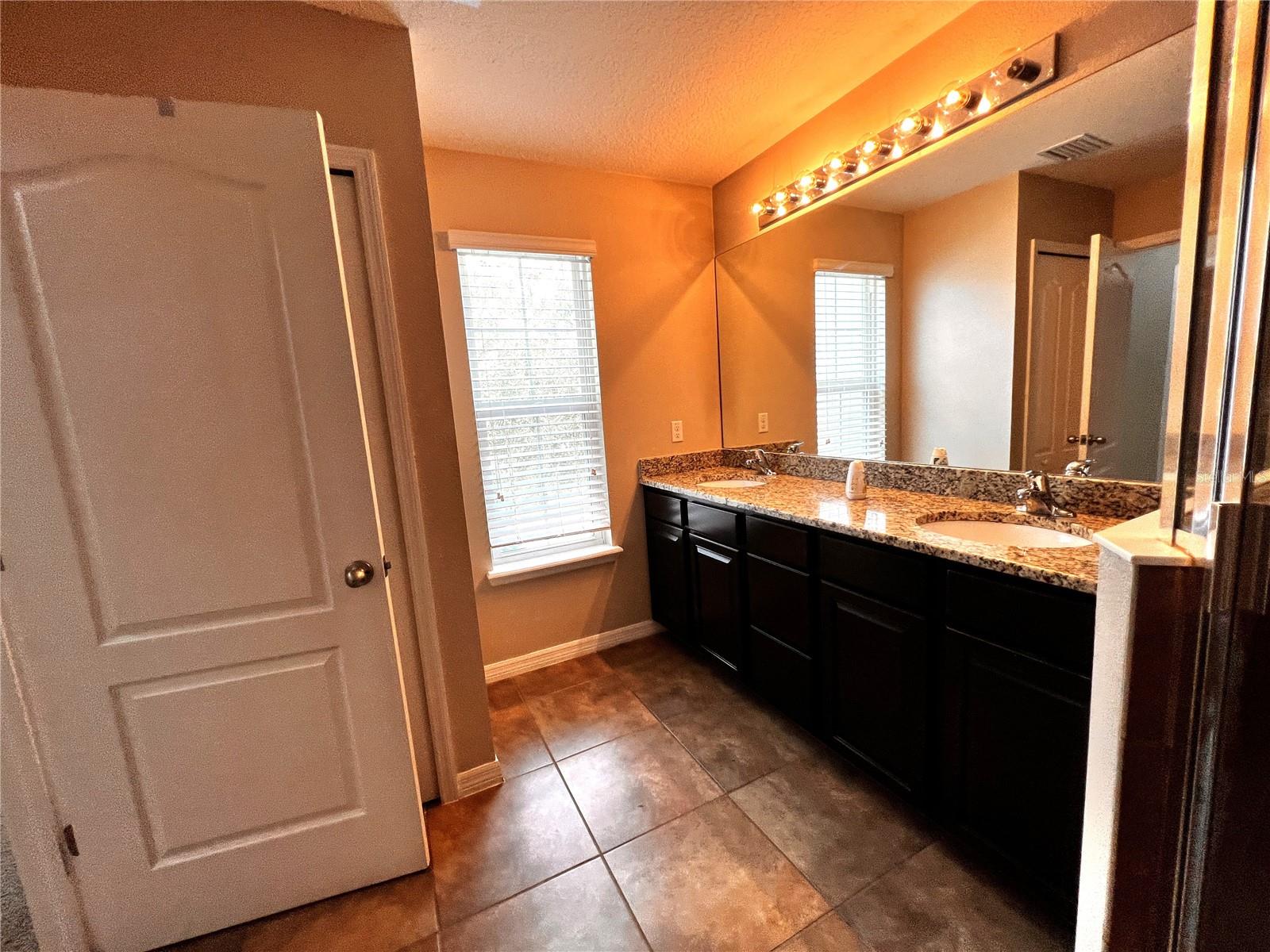 Image 16 of 18 For 8613 Andalucia Field Drive