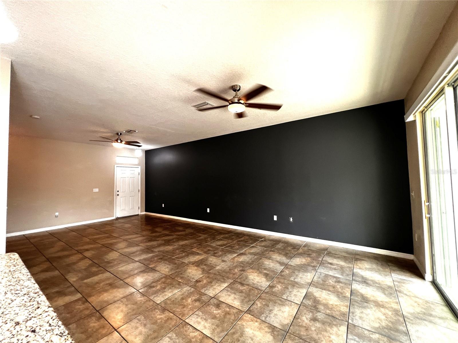 Image 7 of 18 For 8613 Andalucia Field Drive