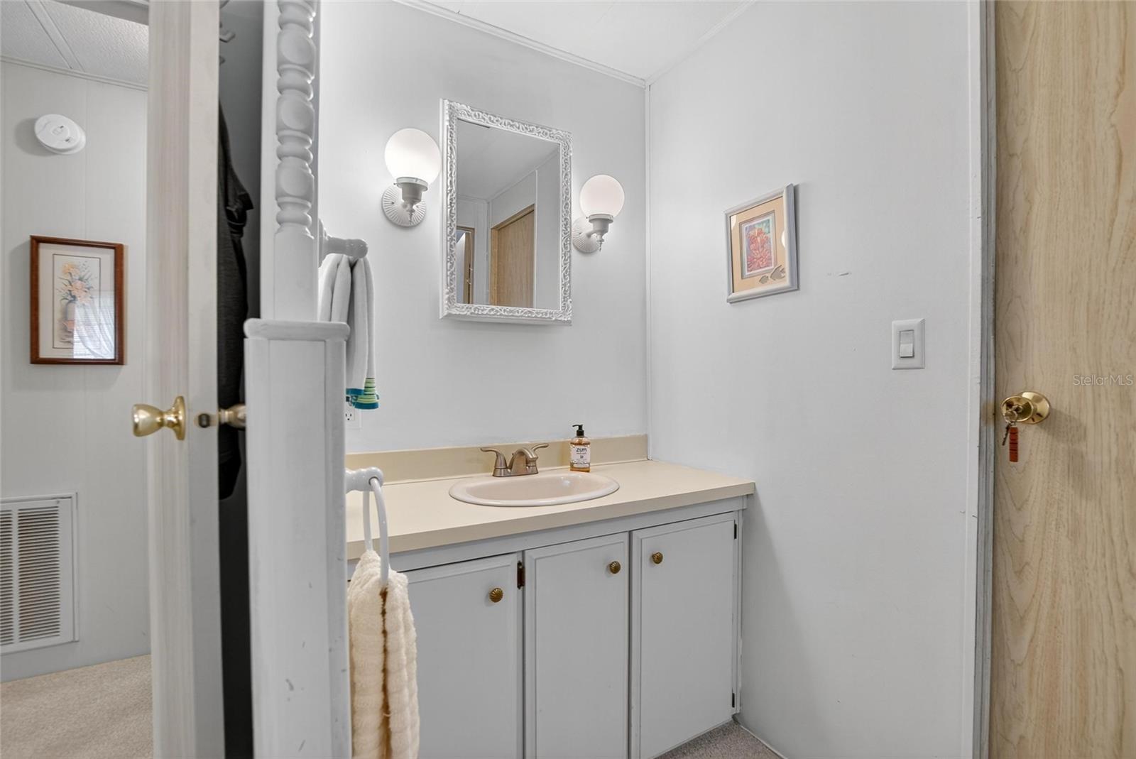 Image 30 of 37 For 3302 Evelyn Drive