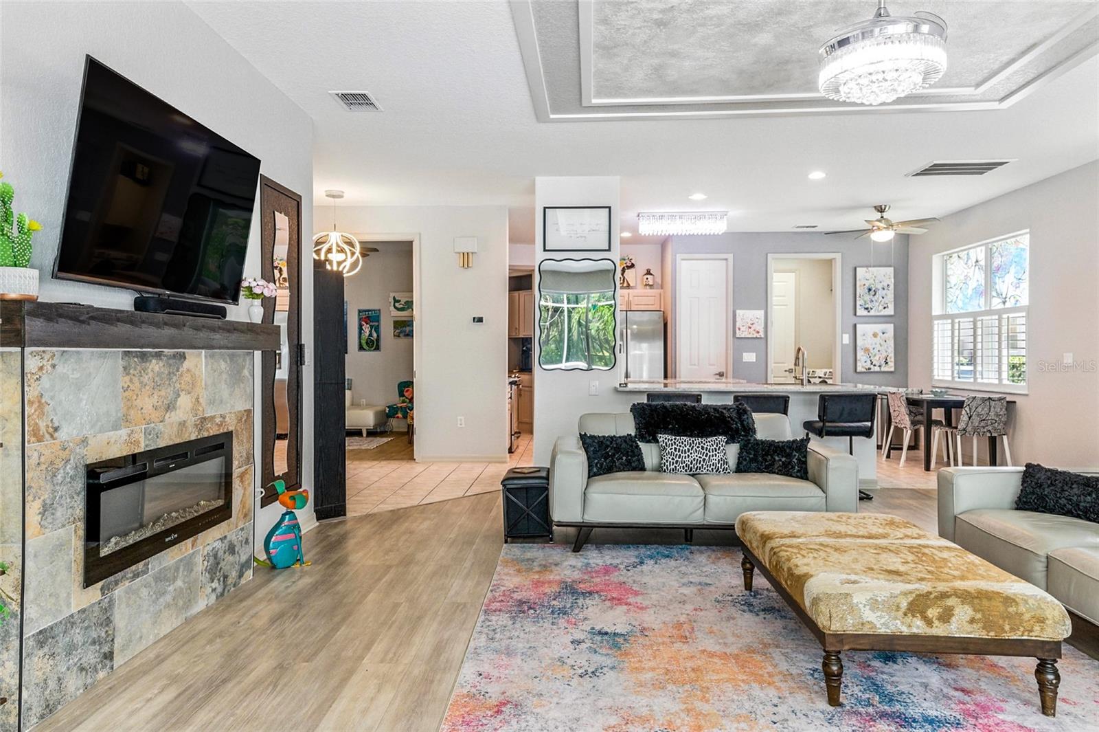 Listing photo id 14 for 5466 Legend Hills Lane