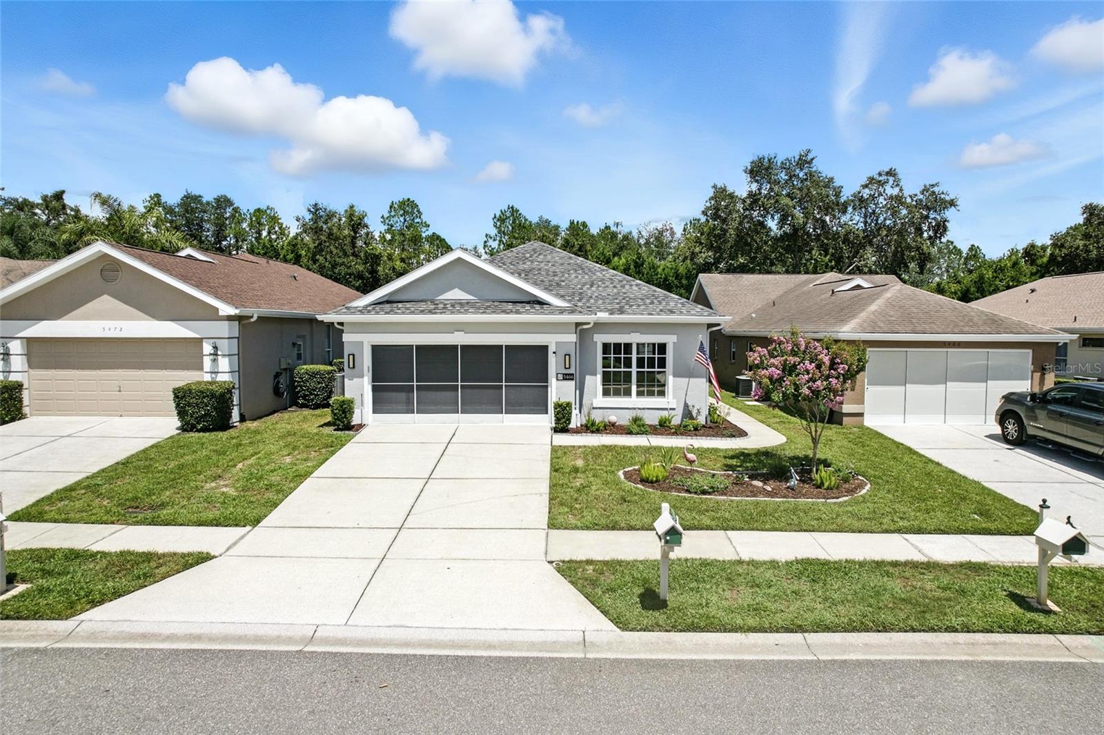 Listing photo id 0 for 5466 Legend Hills Lane
