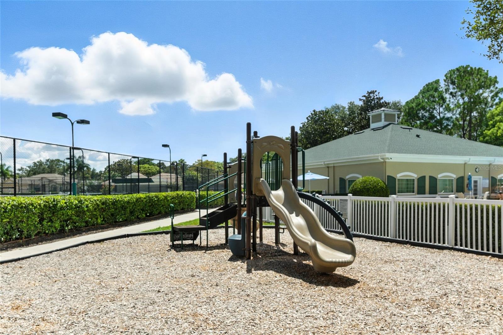 Listing photo id 55 for 5466 Legend Hills Lane