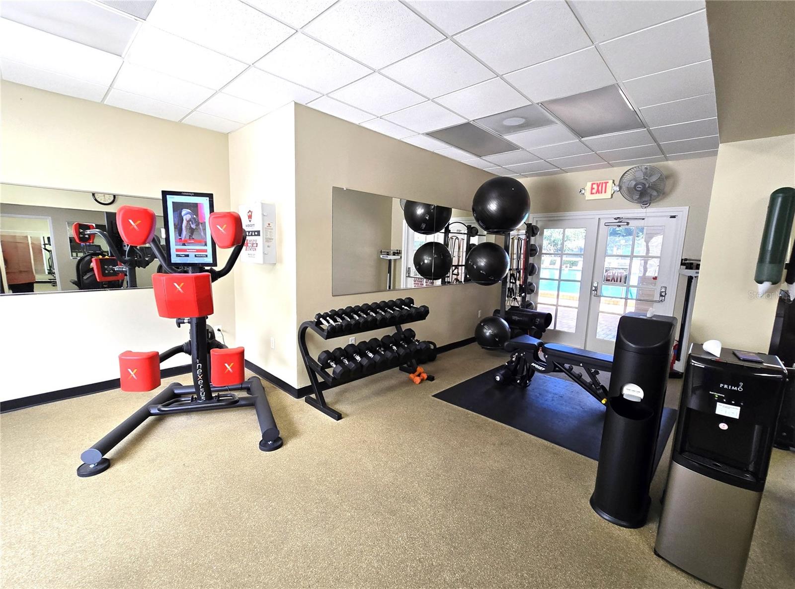 Listing photo id 58 for 5466 Legend Hills Lane