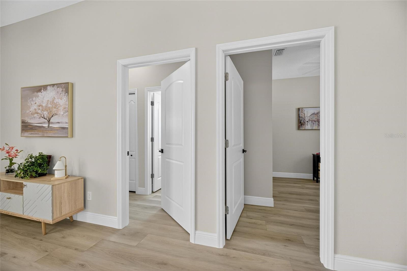 Image 29 of 49 For 1103 Villeroy Drive