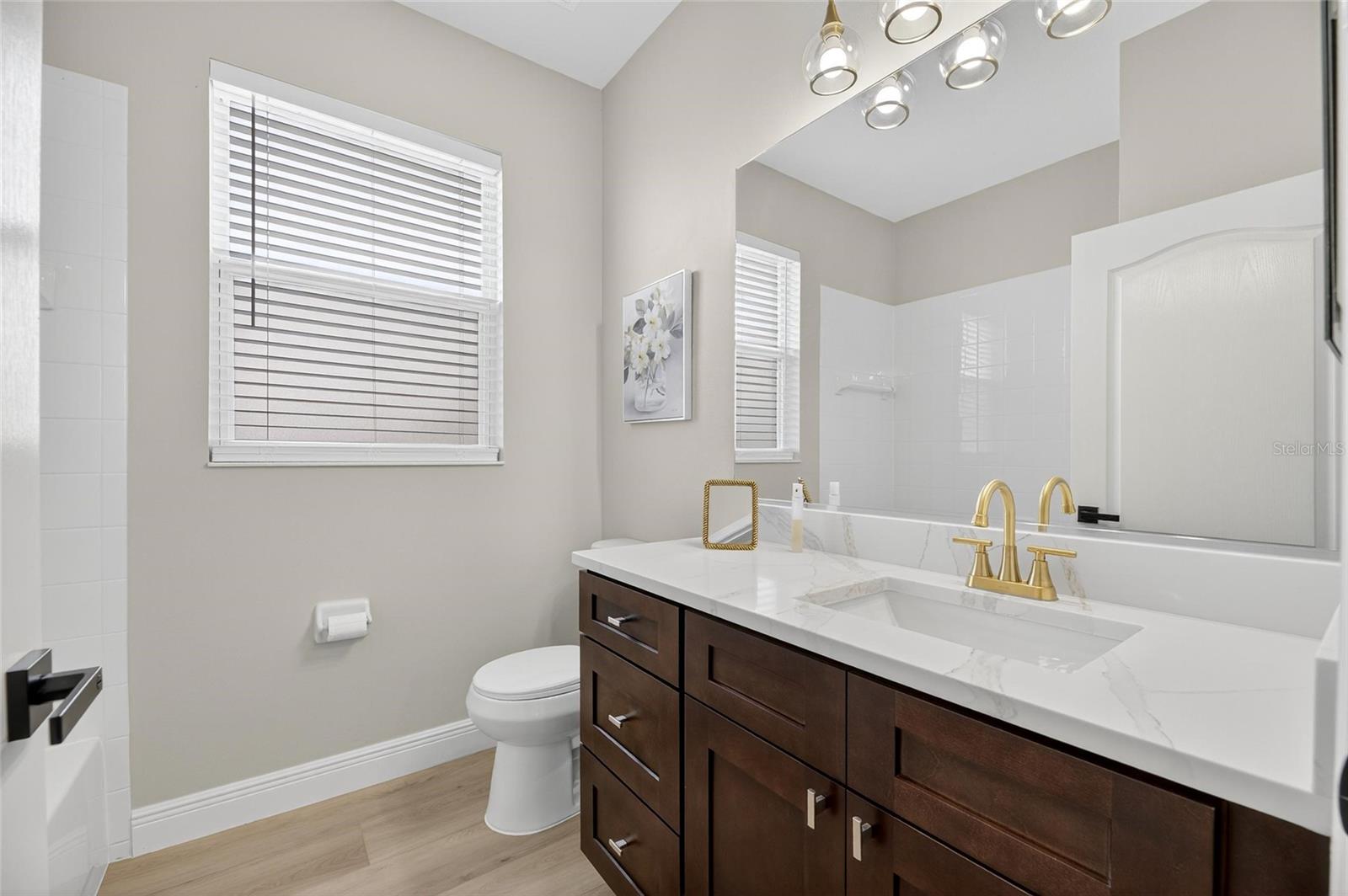 Image 31 of 49 For 1103 Villeroy Drive