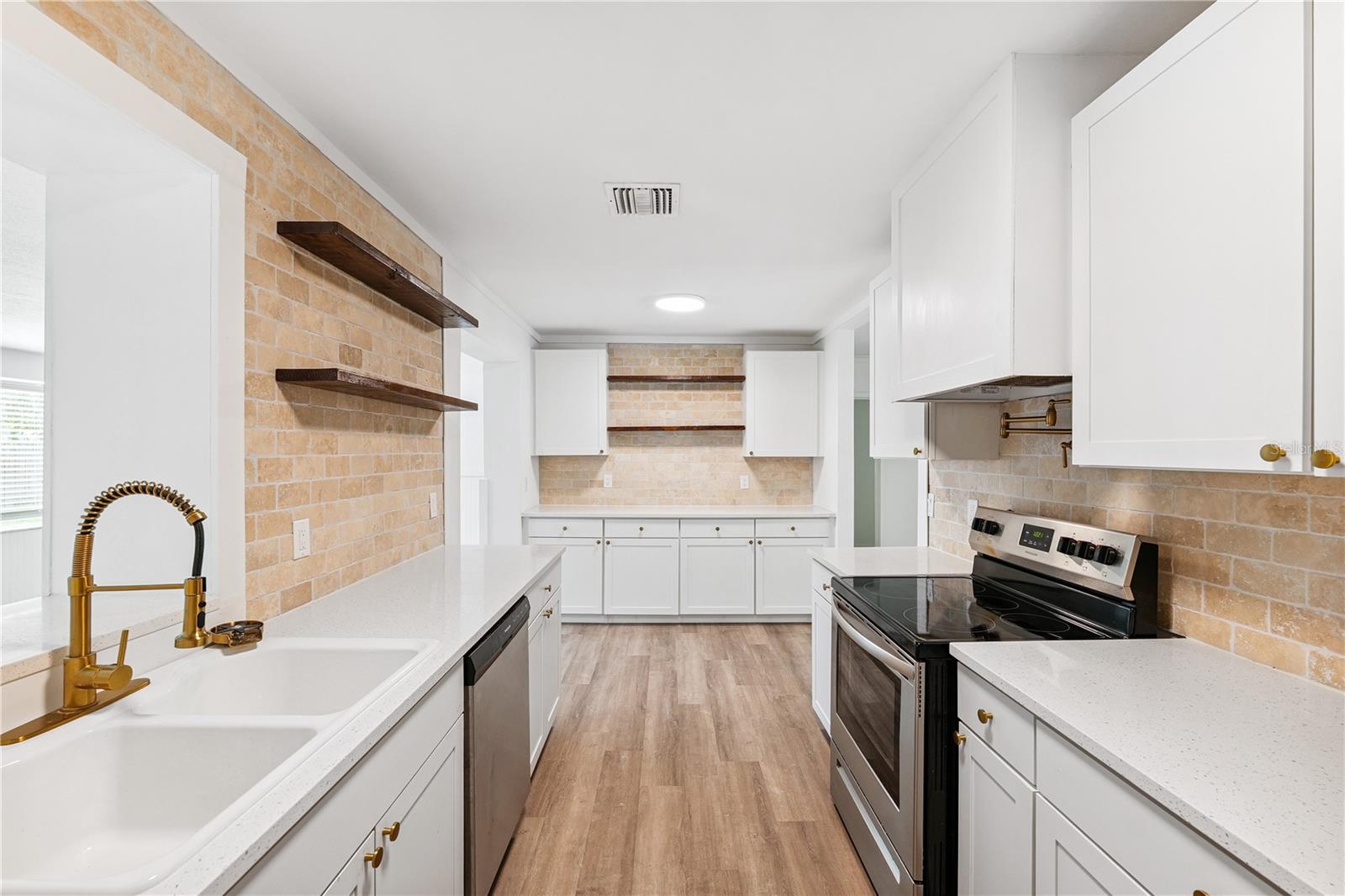 Image 8 of 24 For 1205 Hamilton Avenue