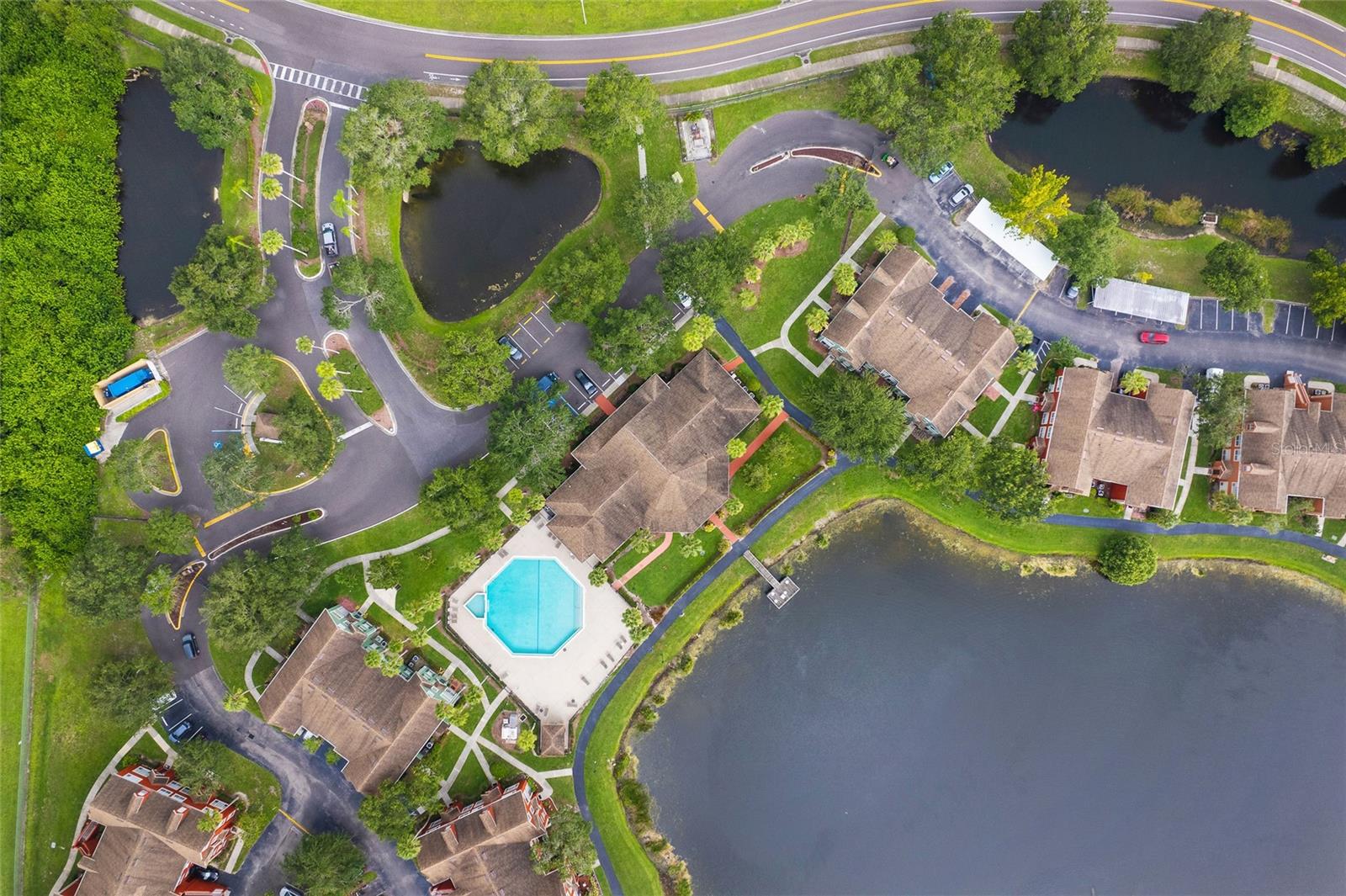 Image 32 of 35 For 9268 Lake Chase Island Way
