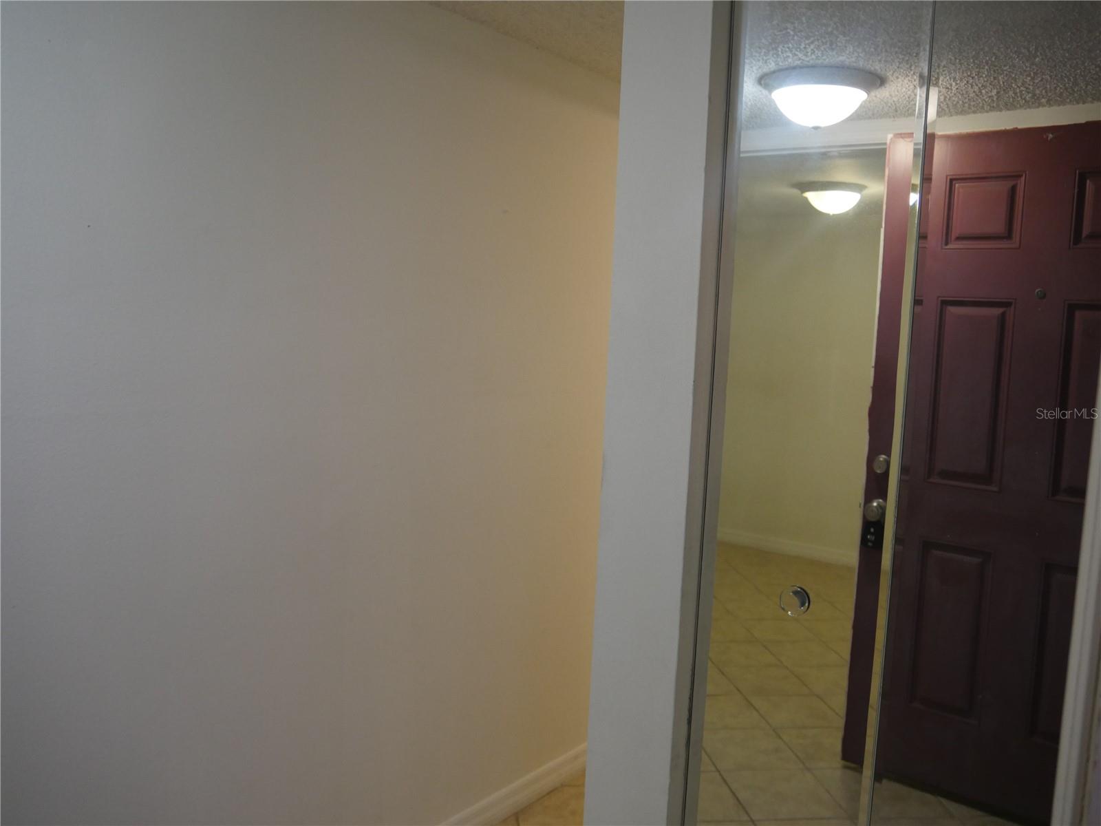 Image 17 of 29 For 6306 Newtown Circle 6b1