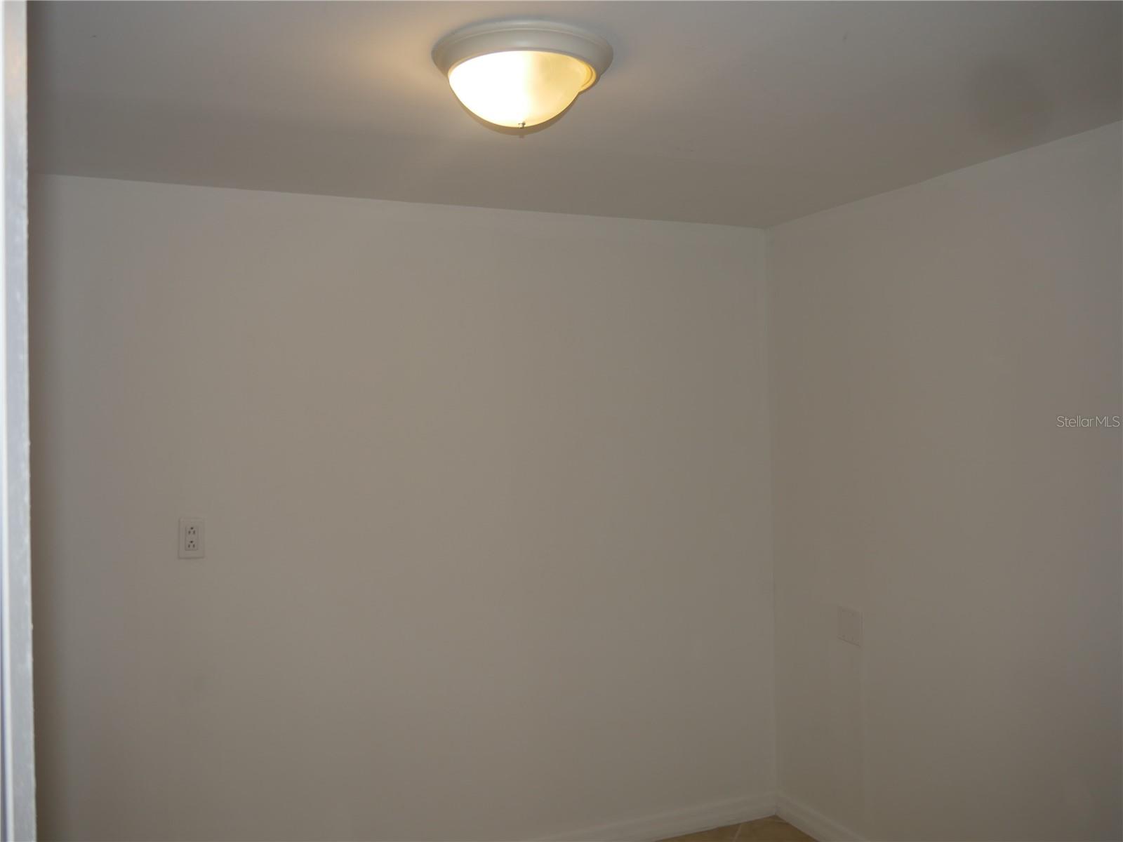 Image 26 of 29 For 6306 Newtown Circle 6b1