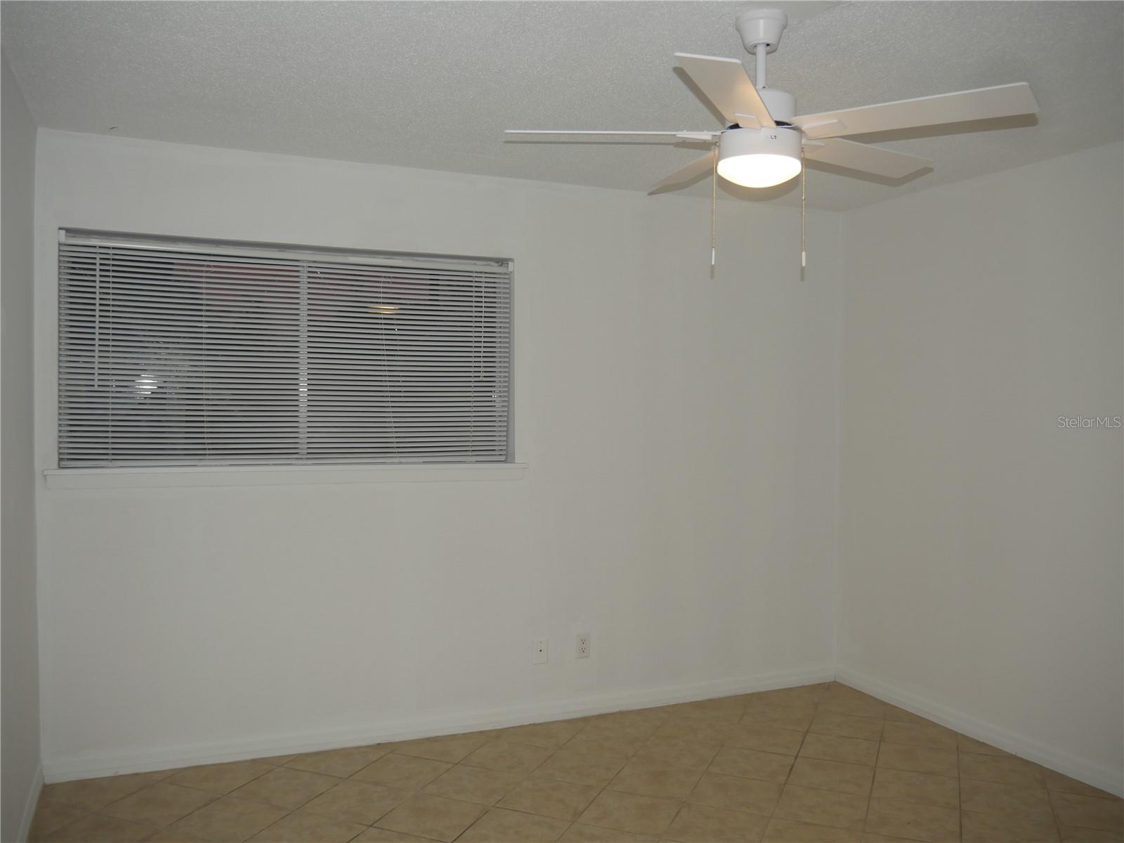 Image 7 of 29 For 6306 Newtown Circle 6b1