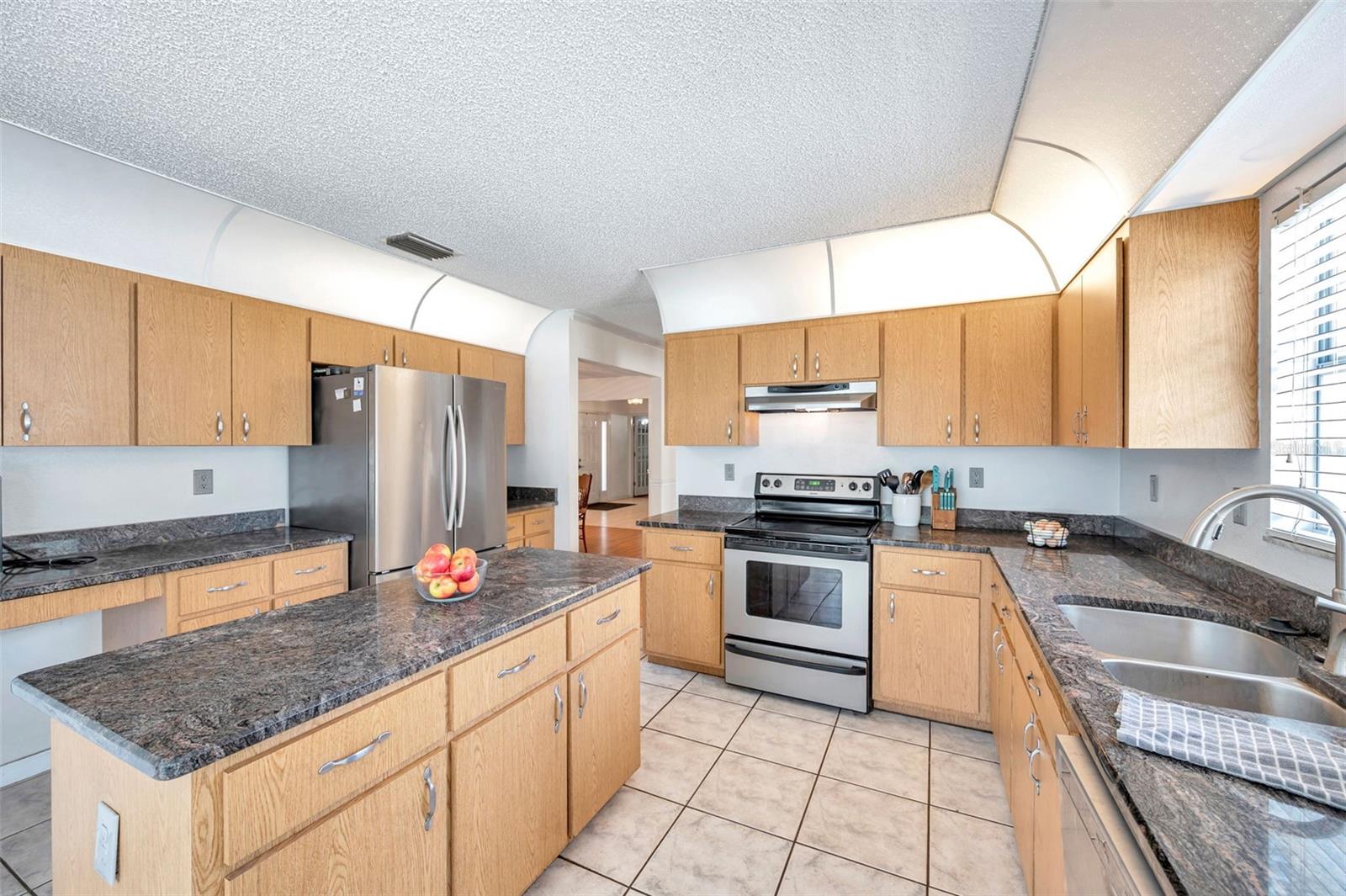 Image 15 of 72 For 11324 Black Walnut Street