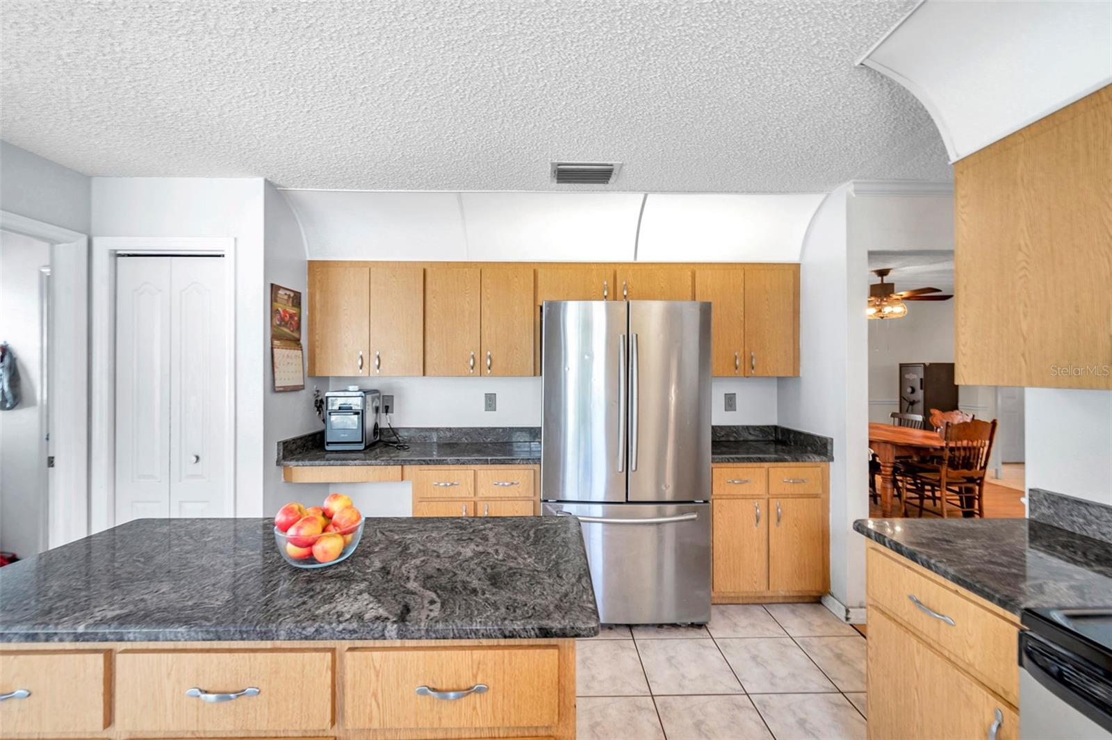 Image 16 of 72 For 11324 Black Walnut Street