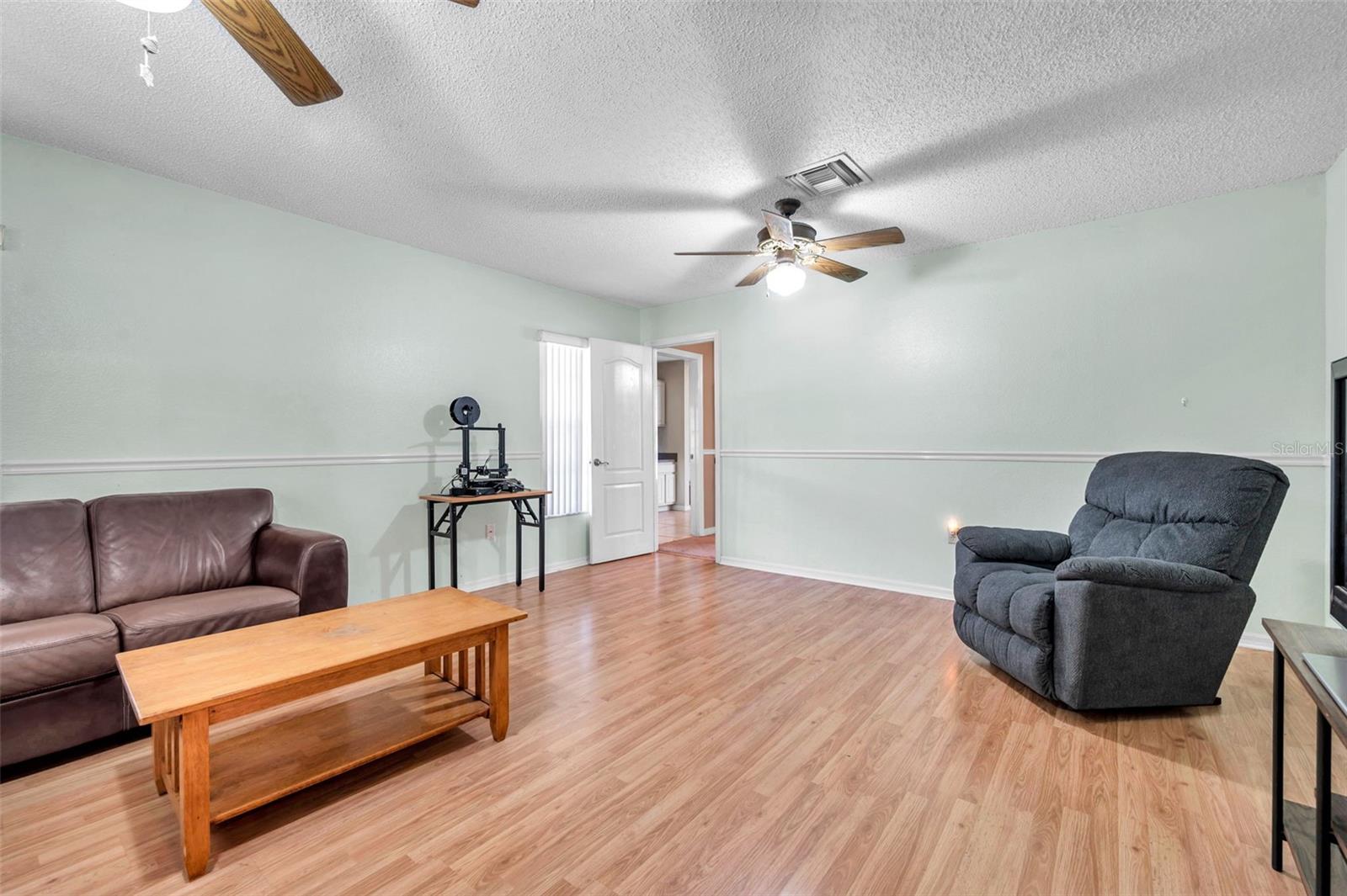 Image 39 of 72 For 11324 Black Walnut Street