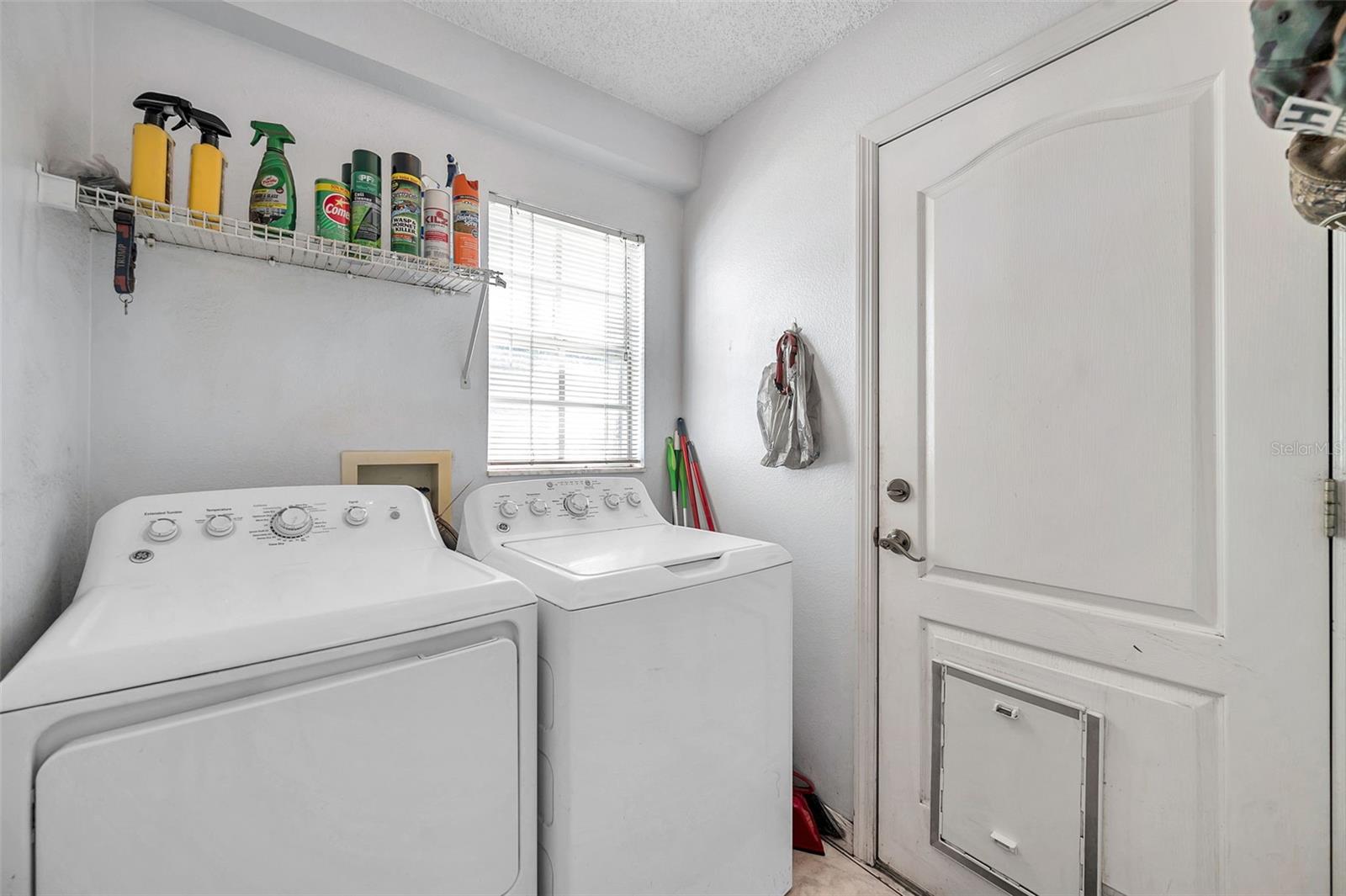 Image 41 of 72 For 11324 Black Walnut Street
