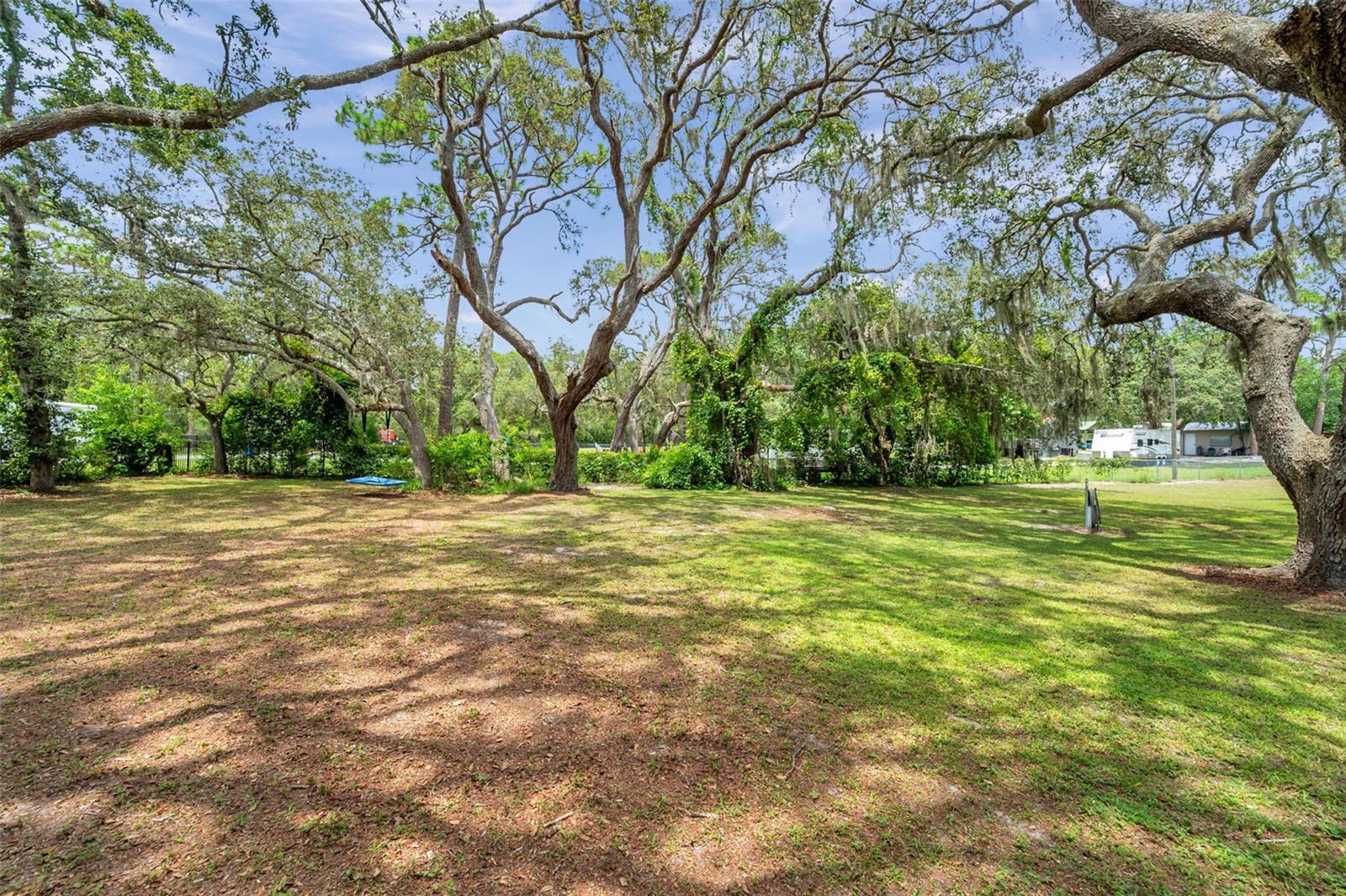 Image 8 of 72 For 11324 Black Walnut Street