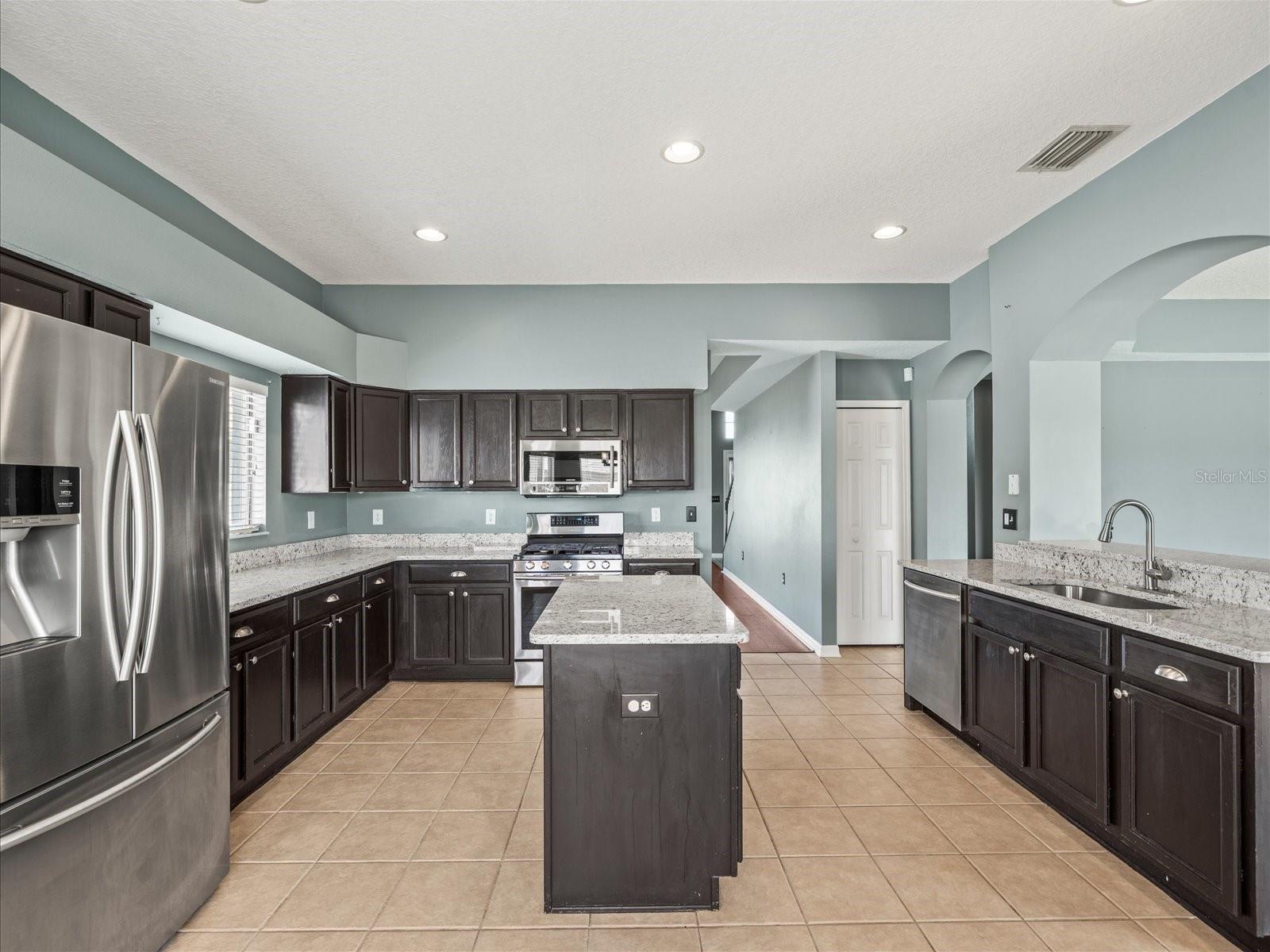 Image 19 of 71 For 25452 Geddy Drive