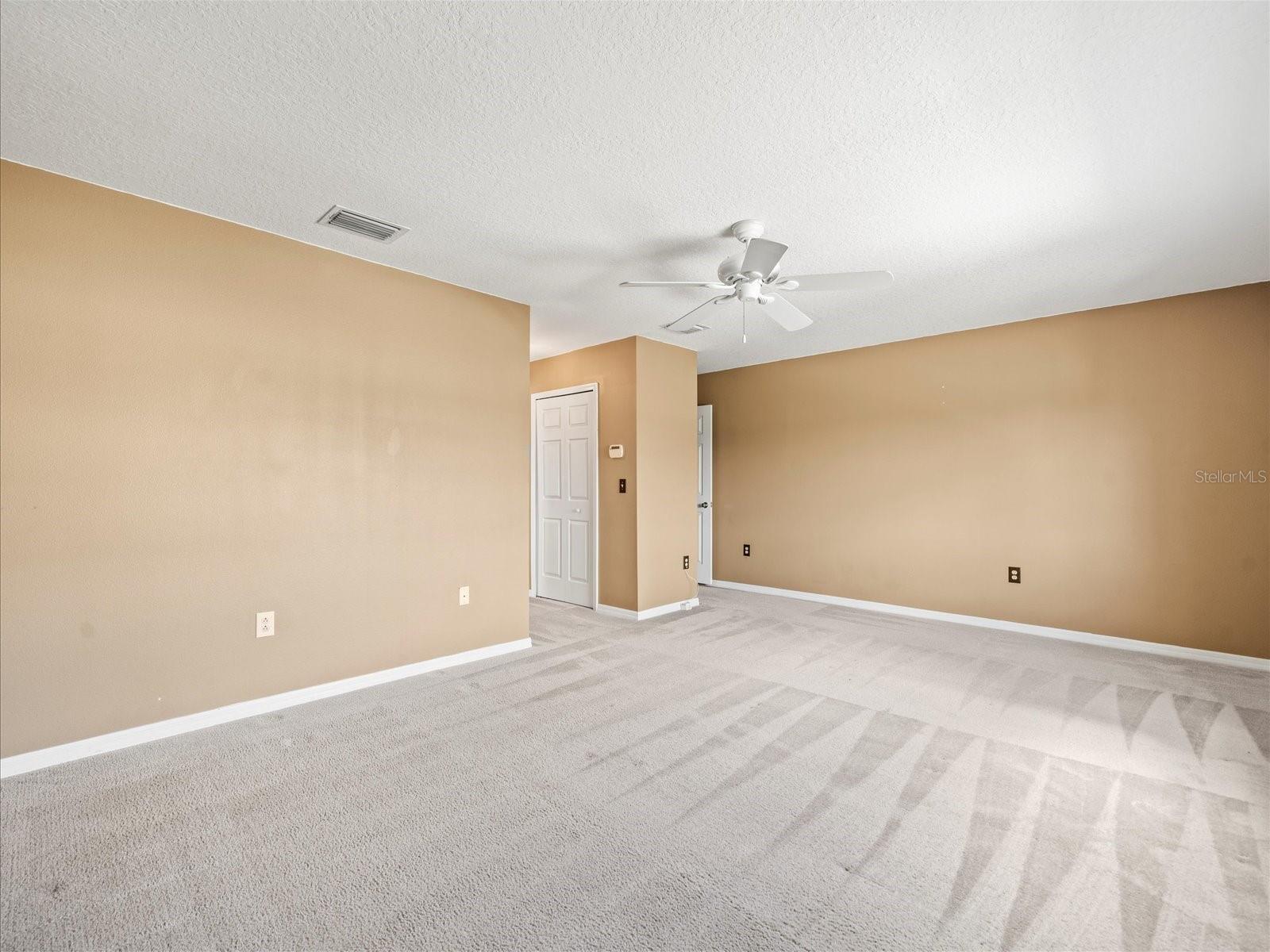 Image 40 of 71 For 25452 Geddy Drive