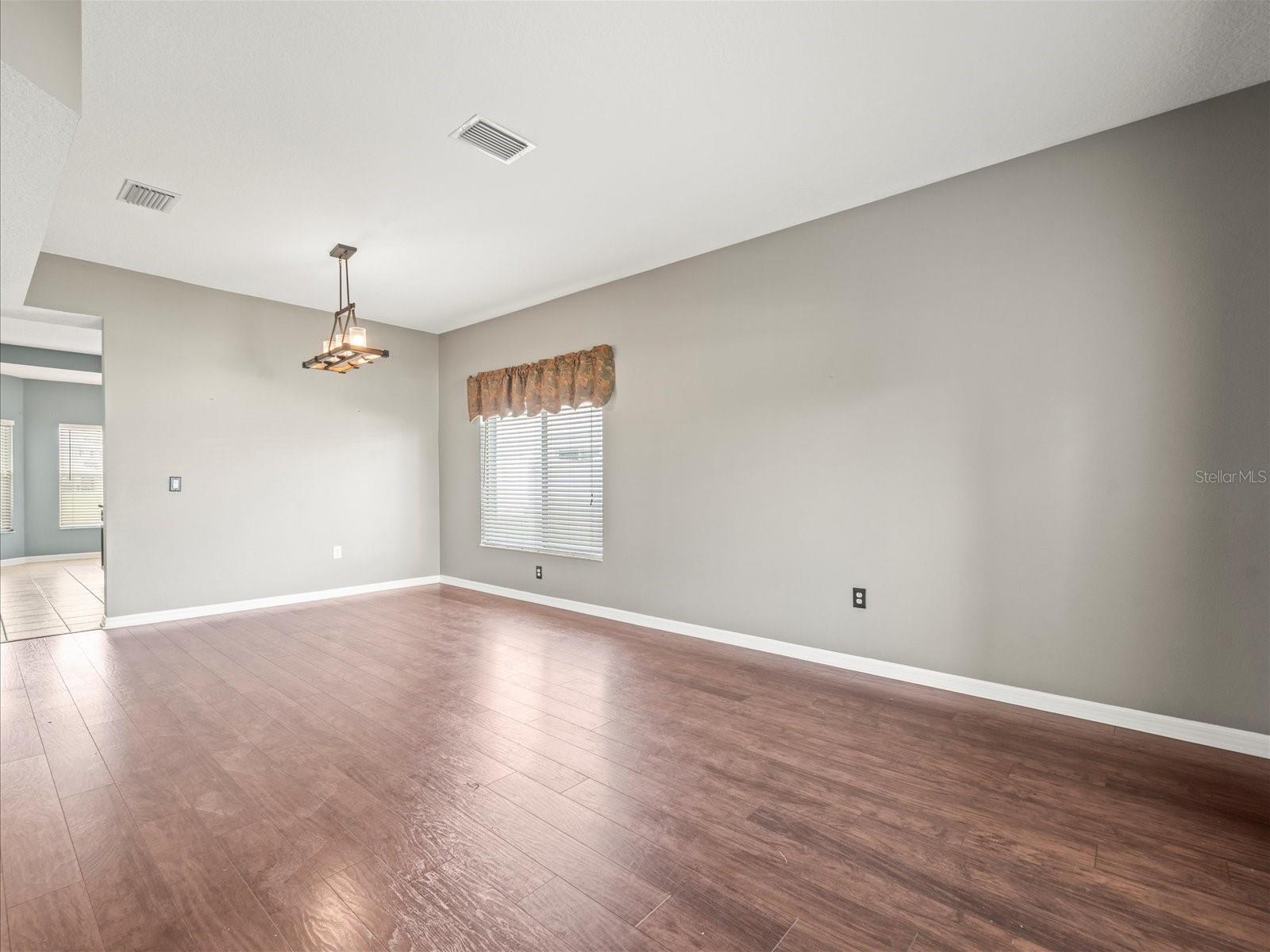 Image 8 of 71 For 25452 Geddy Drive