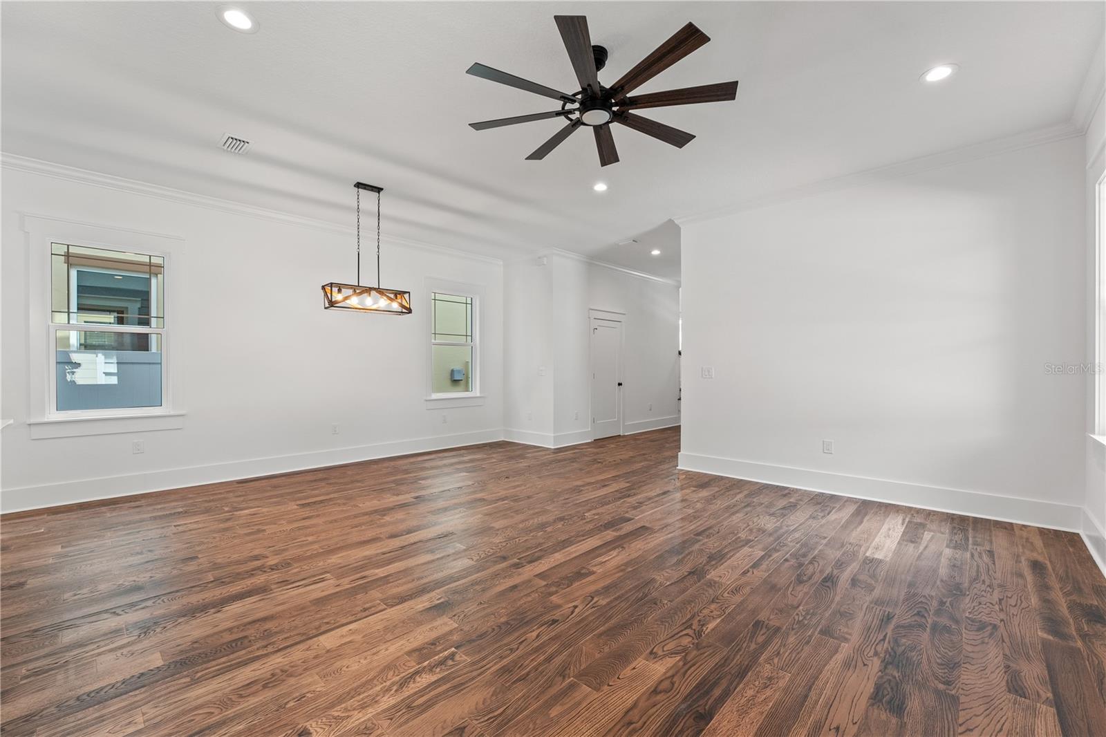 Image 12 of 44 For 115 Hiawatha Street 1-2