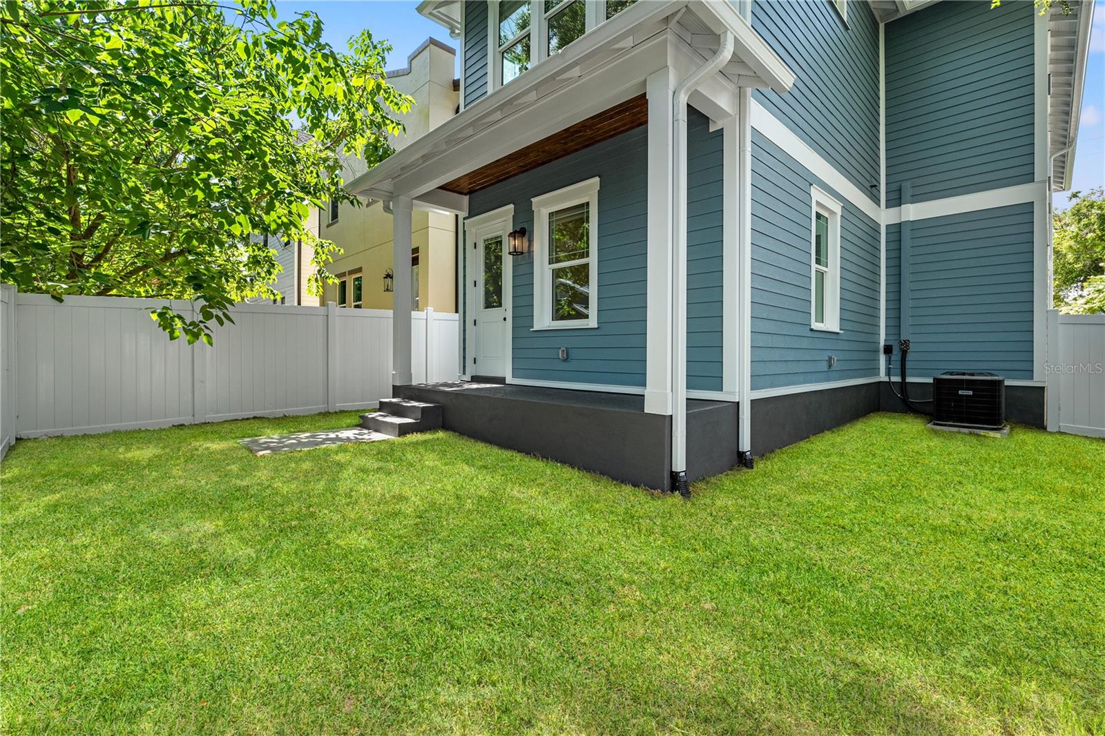 Image 43 of 44 For 115 Hiawatha Street 1-2