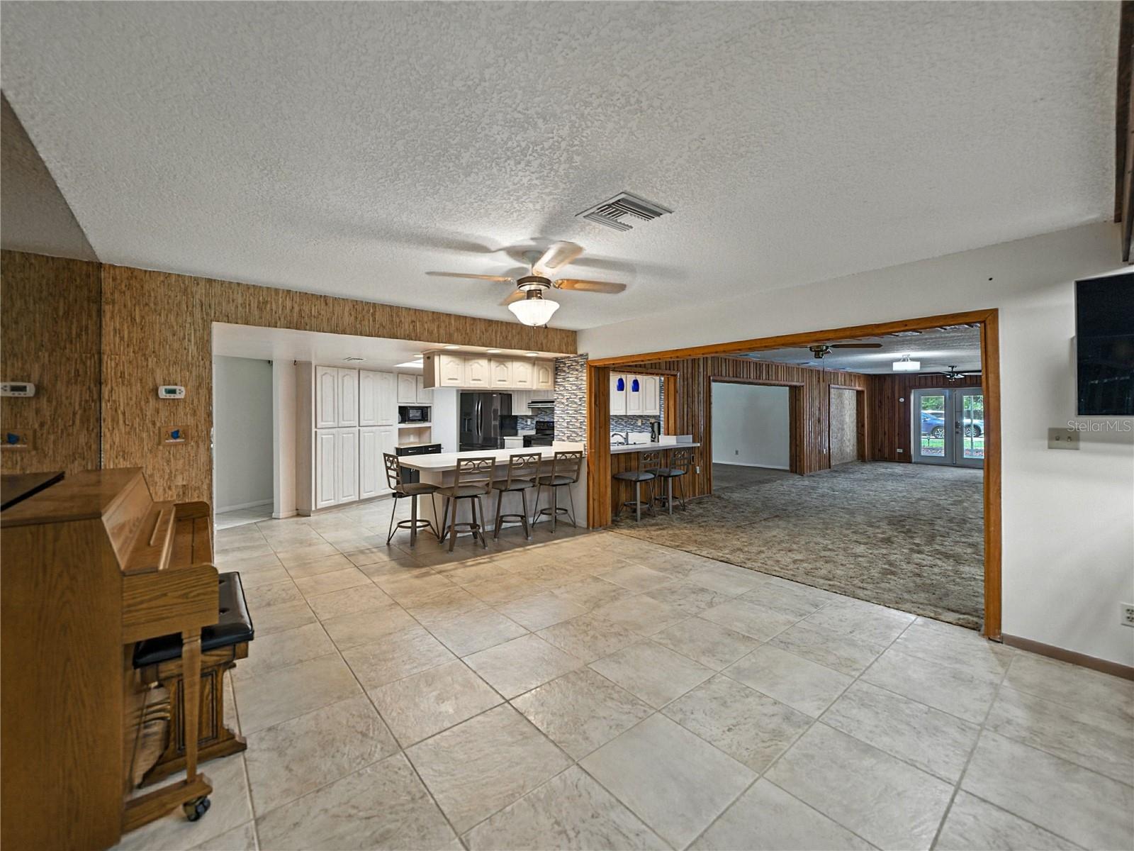 Image 18 of 93 For 17127 Bridlepath Court