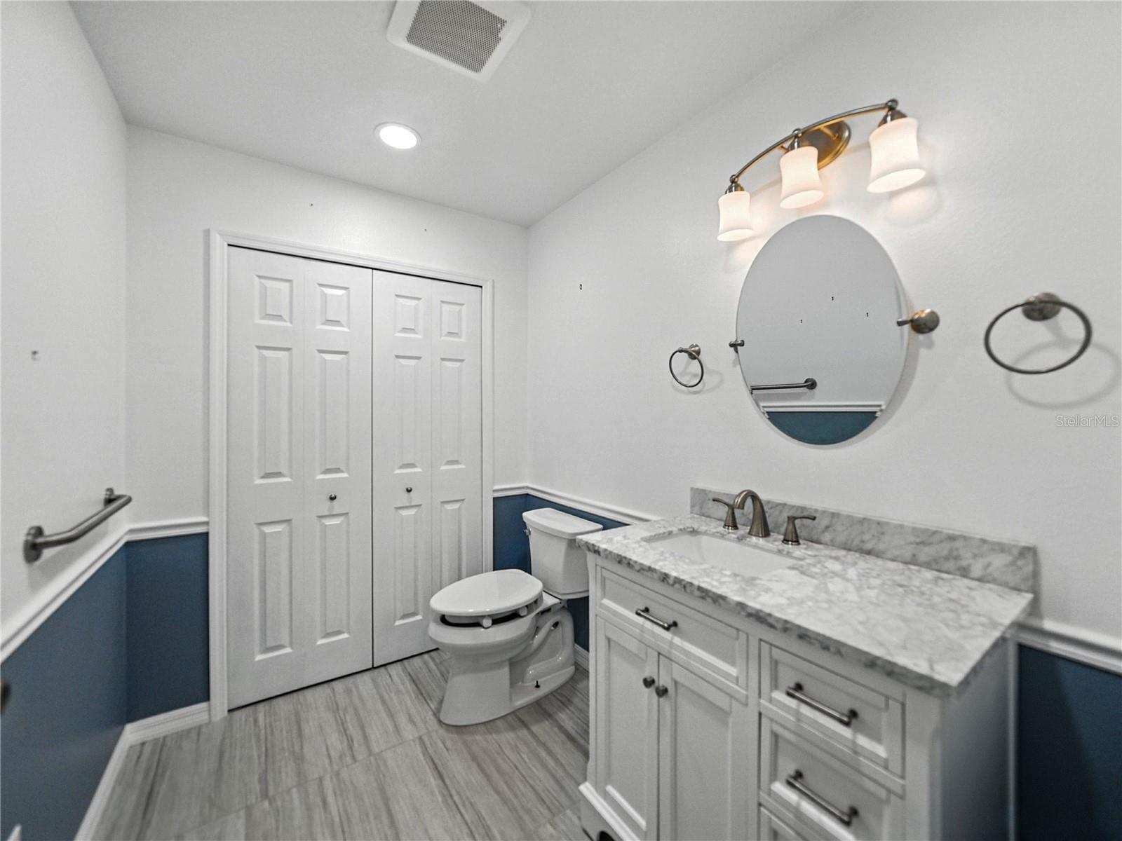 Image 33 of 93 For 17127 Bridlepath Court