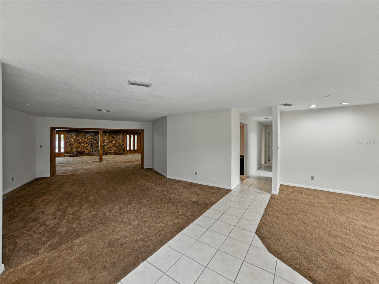 Image 40 of 93 For 17127 Bridlepath Court