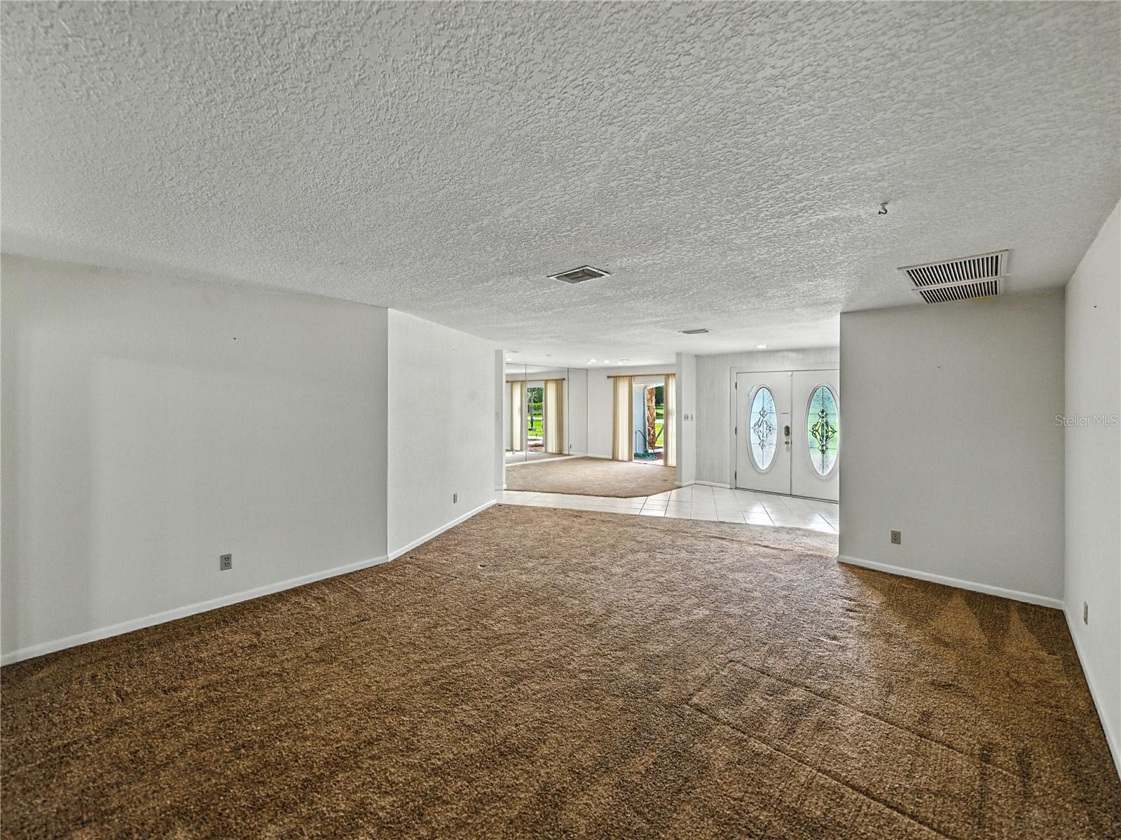 Image 41 of 93 For 17127 Bridlepath Court