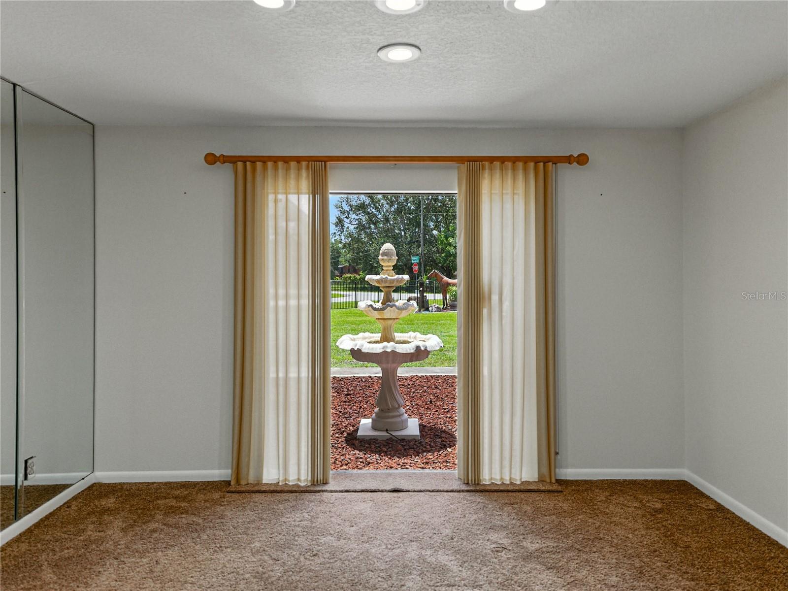 Image 43 of 93 For 17127 Bridlepath Court
