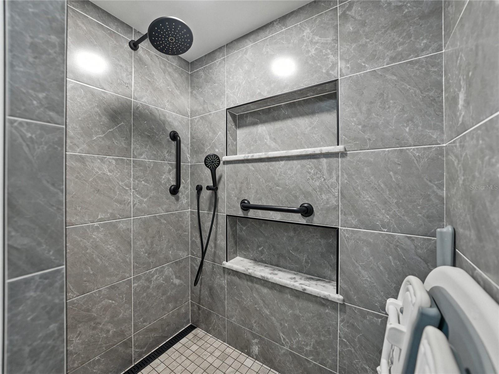 Image 50 of 93 For 17127 Bridlepath Court